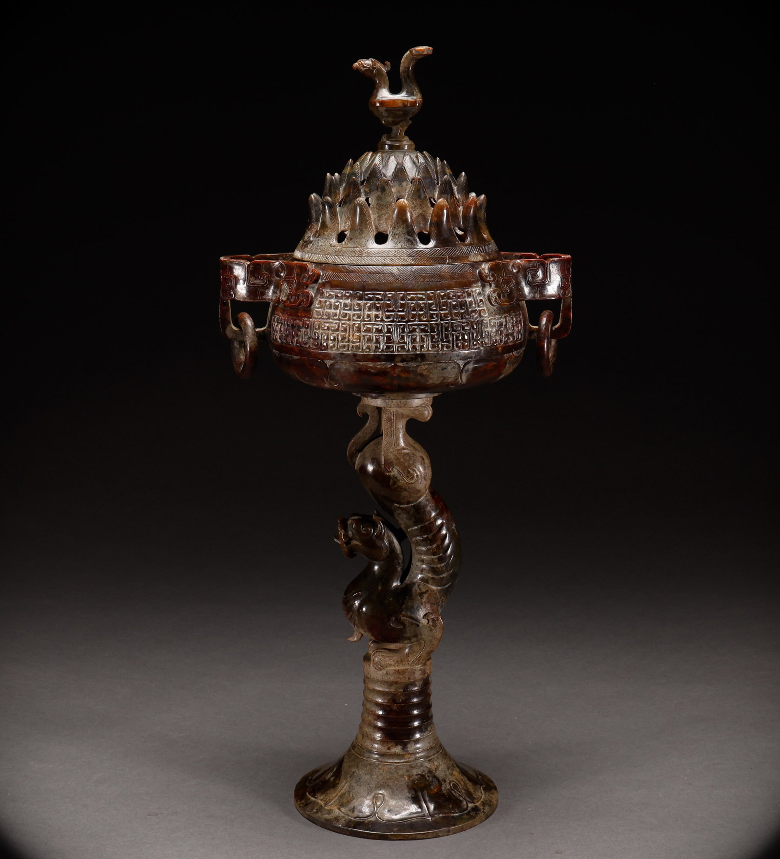 Hotan Jade high foot fumigation furnace before the Ming Dynasty: Height: 52cm, Width: 23cm, Weight: 7080g