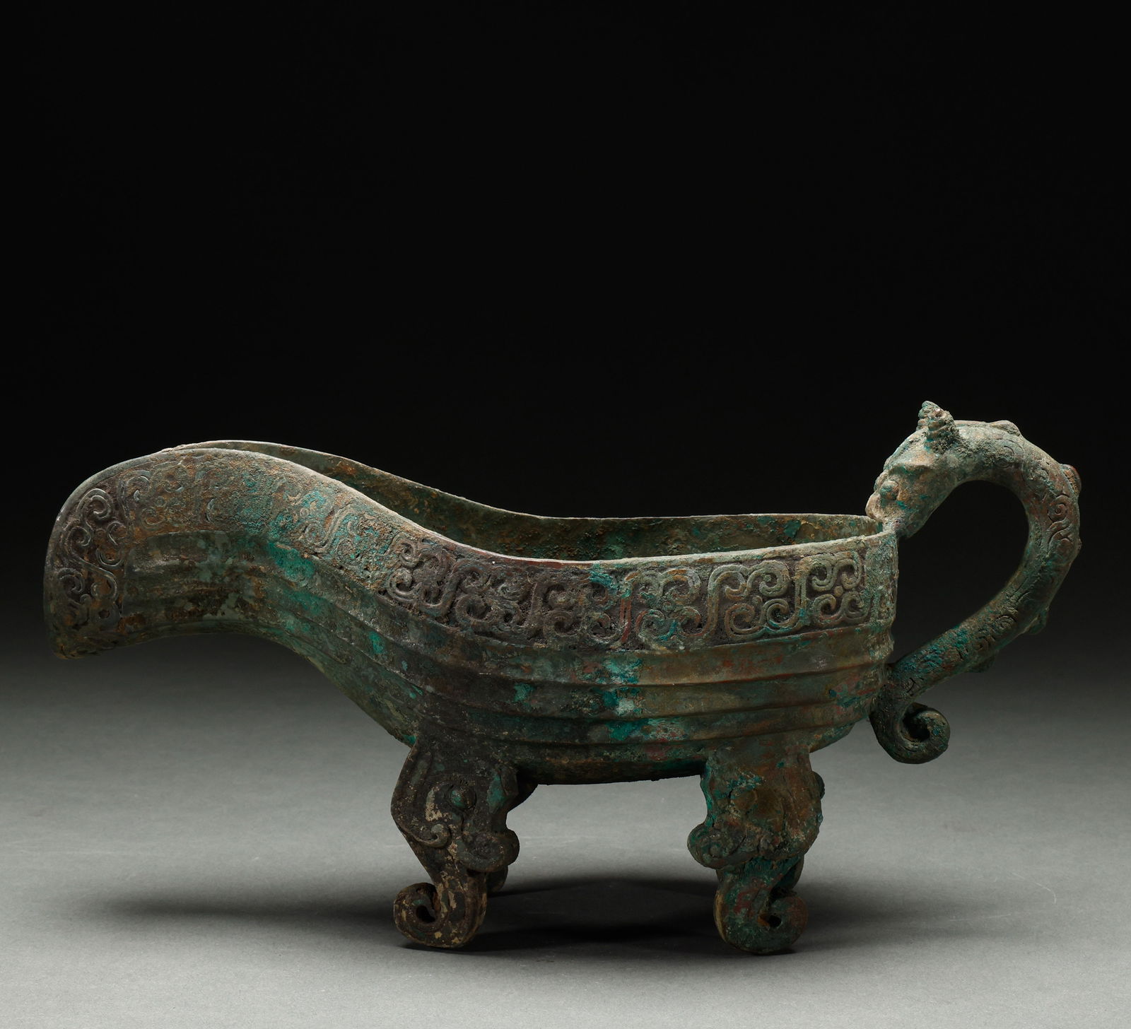 Bronze ritual vessels before the Ming Dynasty (1 of 10)