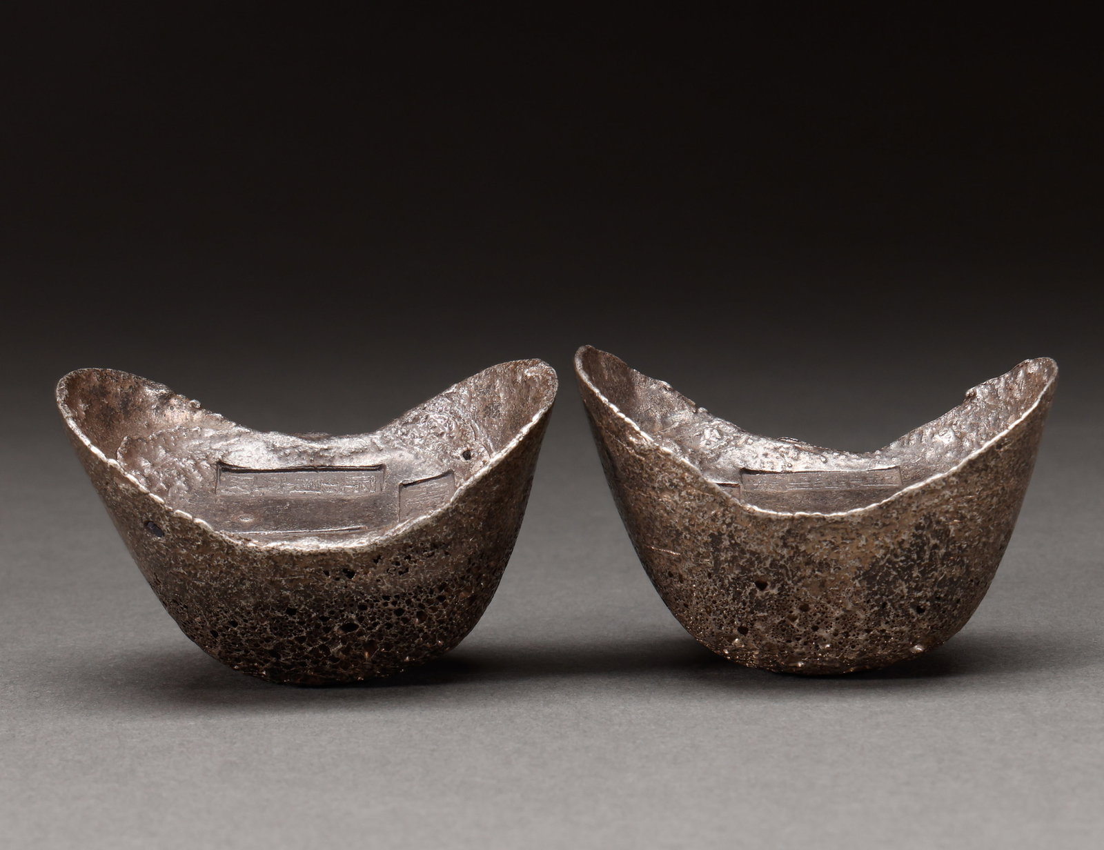 A set of silver ingots from the Qing Dynasty (1 of 8)