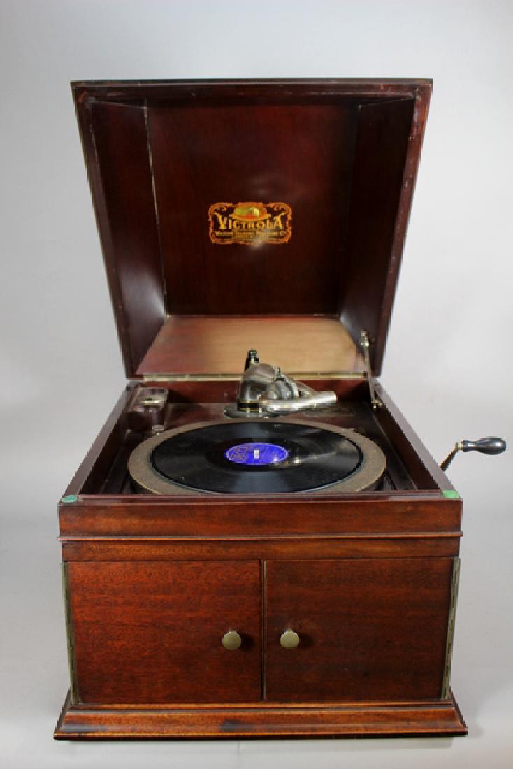Mahogany Table Top Victrola Model VVIX Mar 12, 2017 Premier
