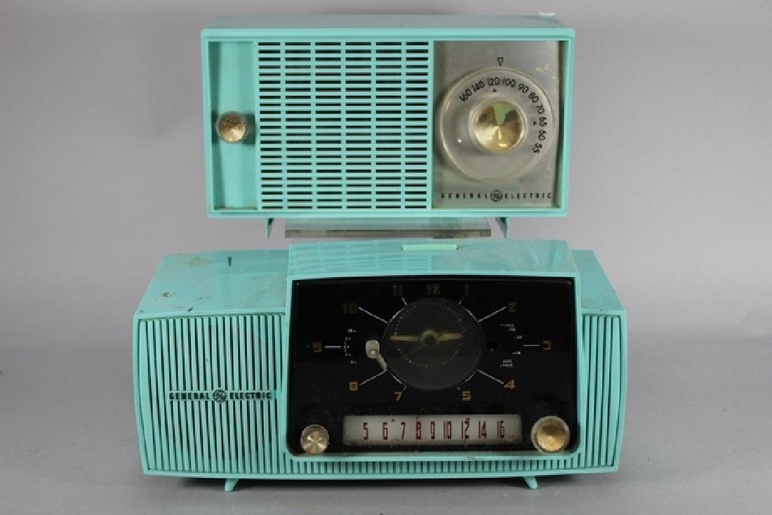 Two General Electric Clock Radio's (1 of 8)