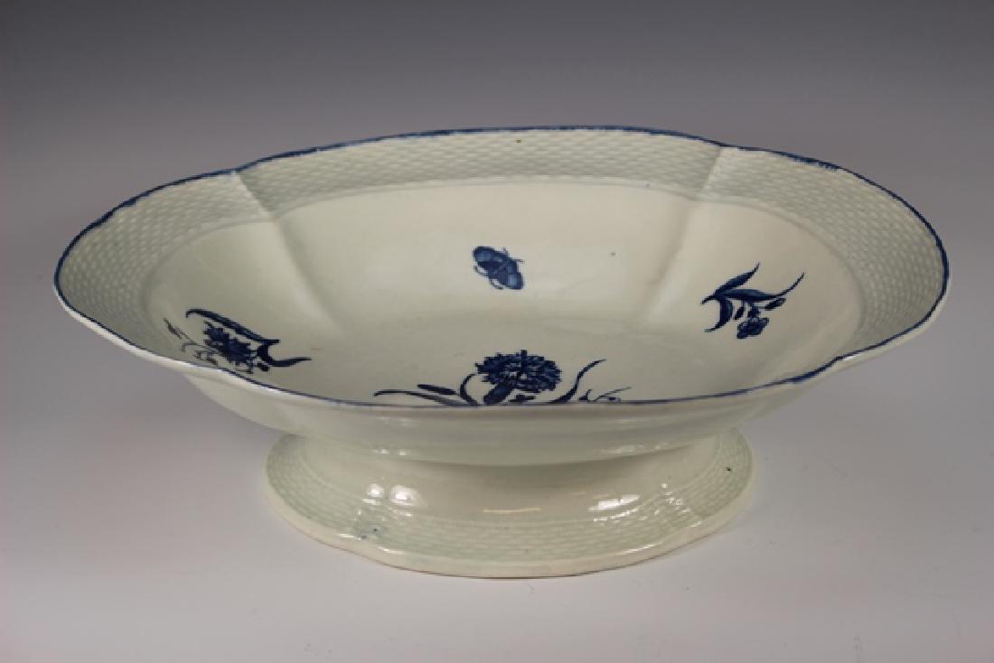 Dr. Wall Period Worcester Porcelain Footed Bowl (1 of 8)