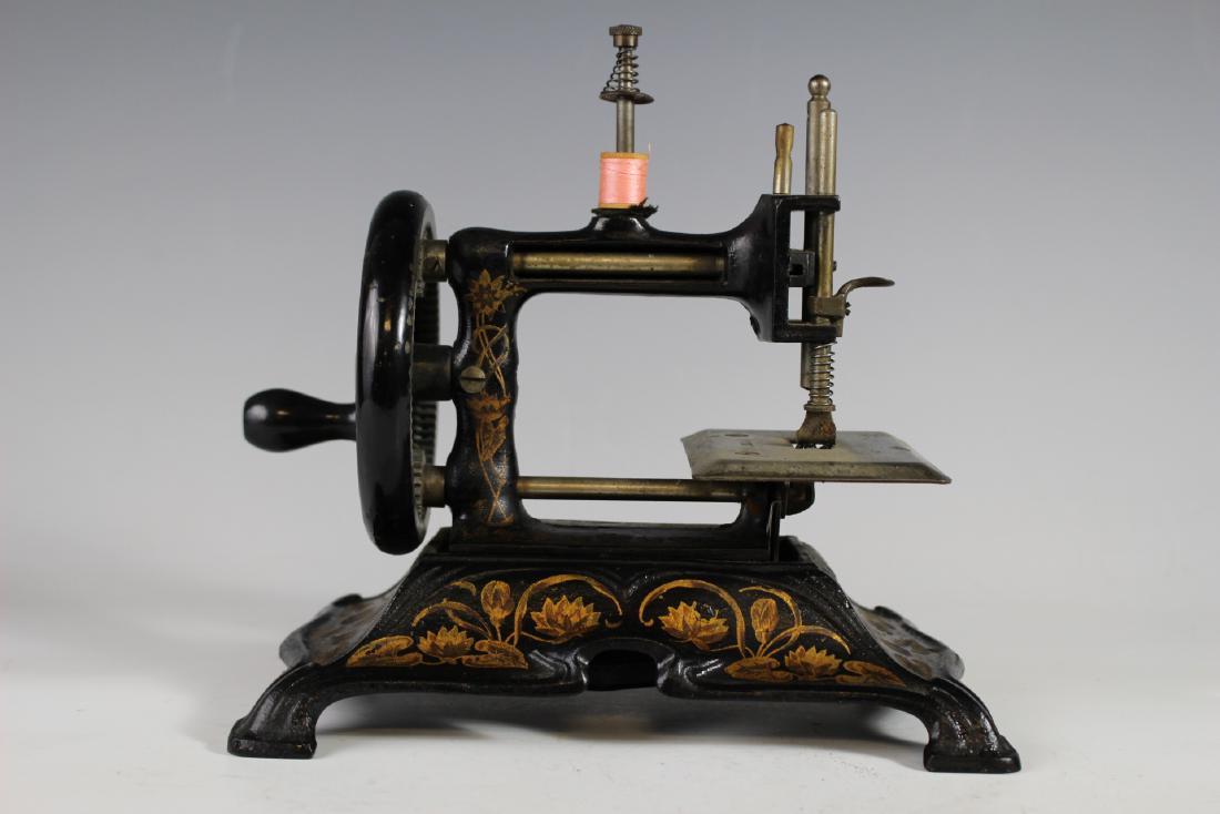 Antique Childs Sewing Machine Germany No. 81314