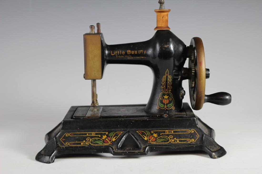 Antique Muller Little Beauty Childs Sewing Machine