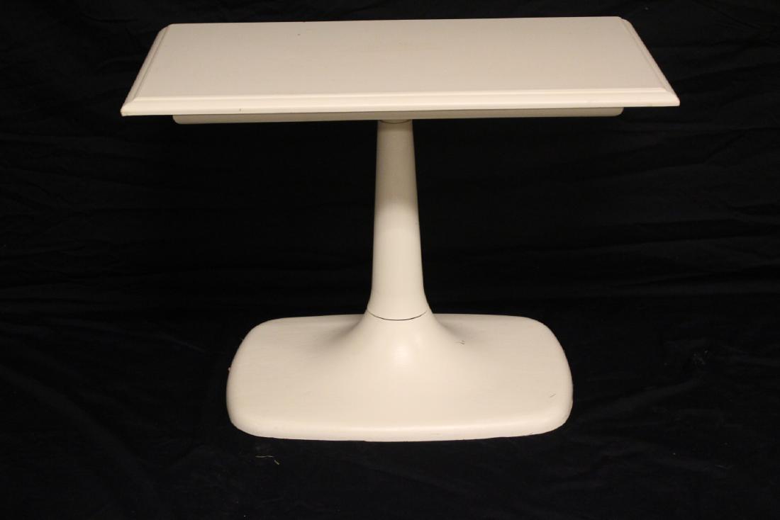 Mid Century Modern Table (1 of 6)