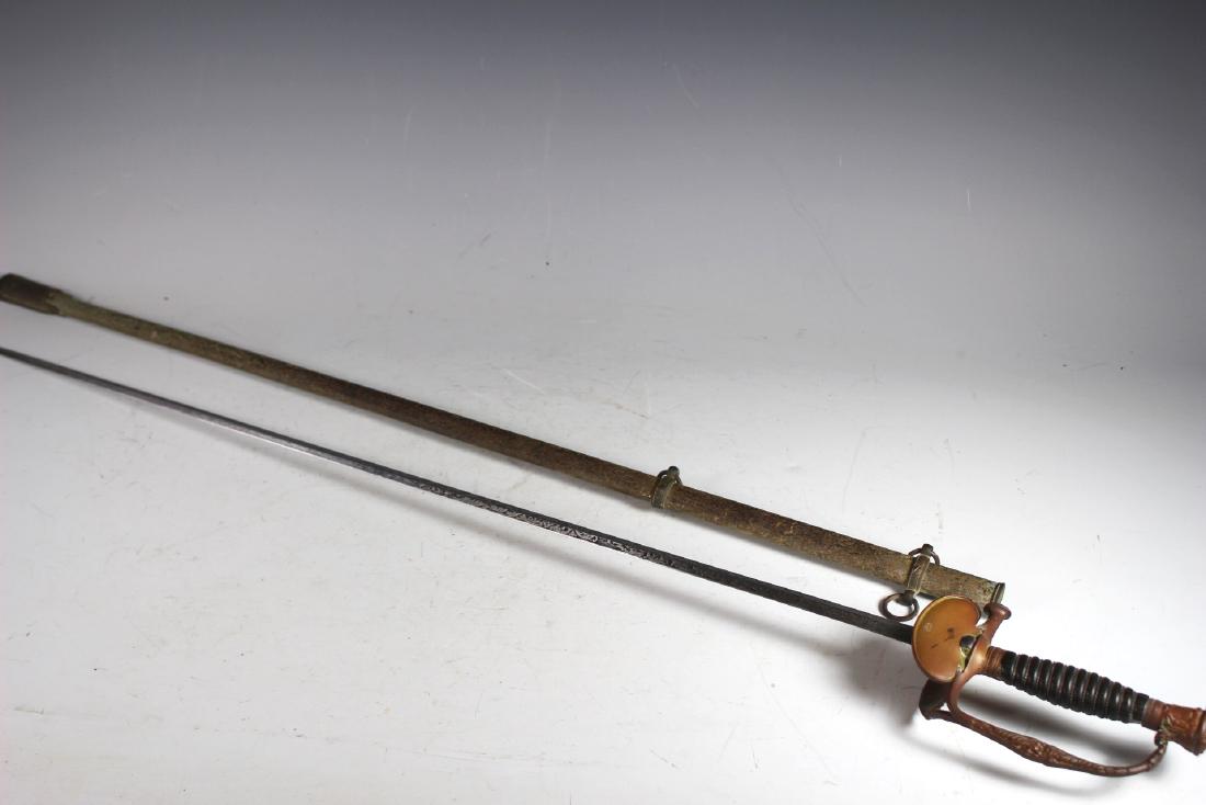 American Officers Dress Sword (1 of 8)