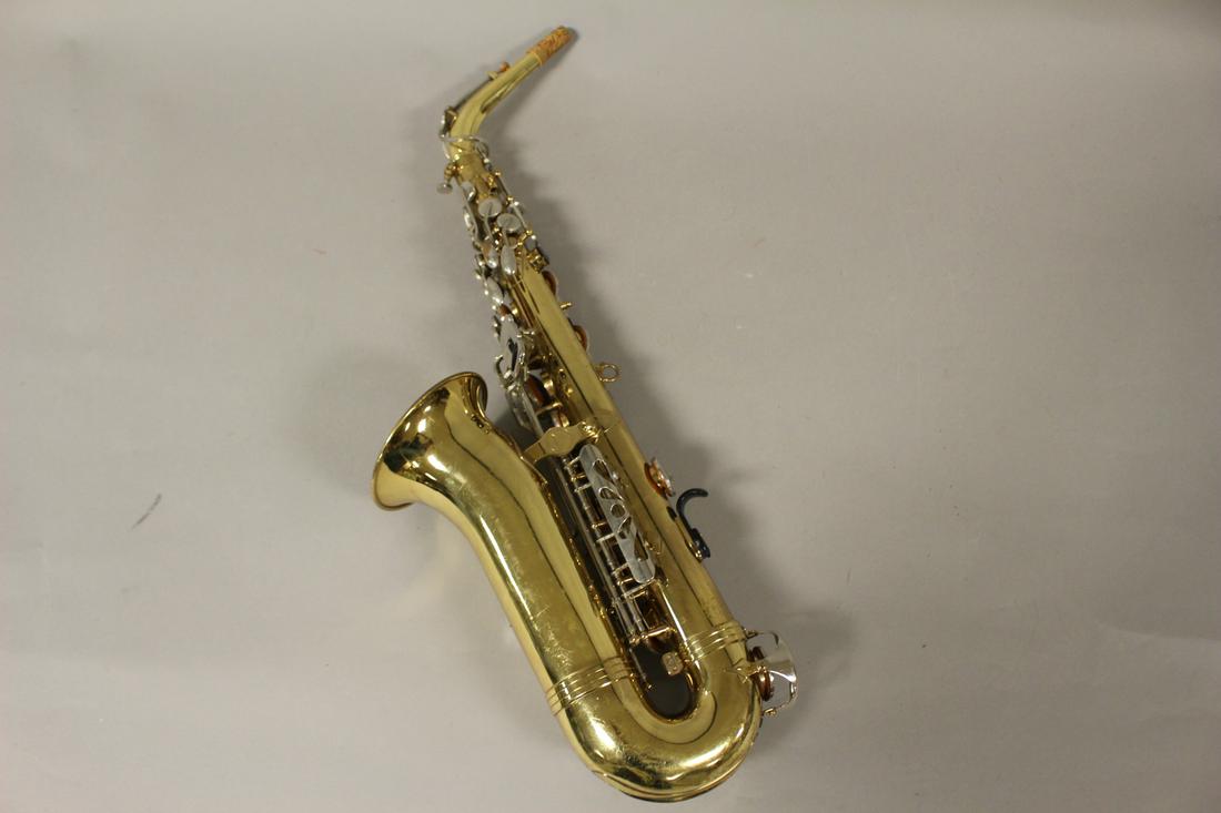 Vintage VITO Brass Saxophone w Case (1 of 14)