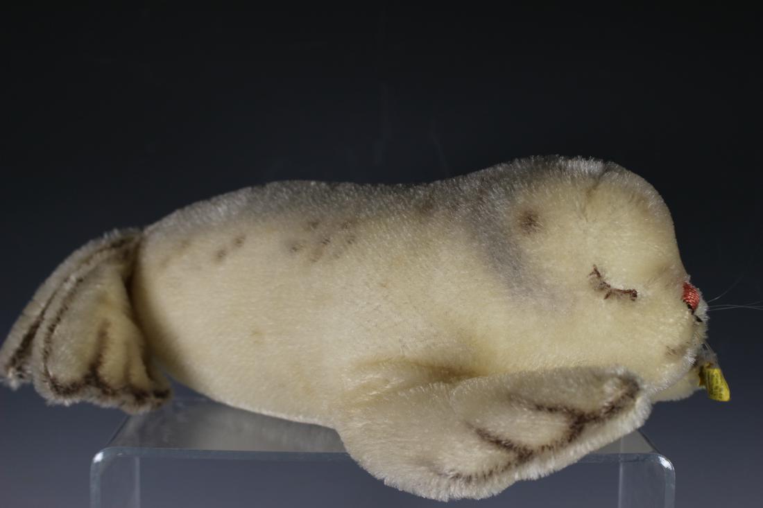 German Steiff Stuffed Seal (1 of 6)
