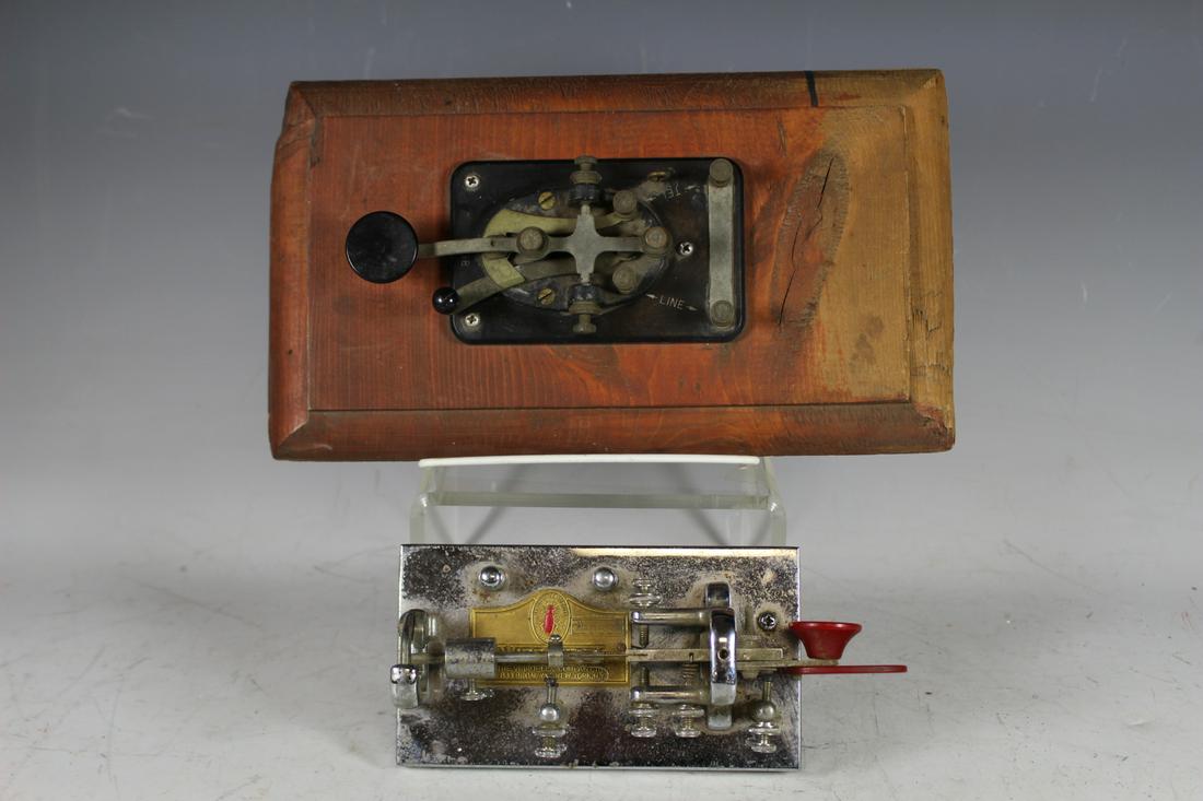 Vibroplex Telegraph Key (1 of 5)