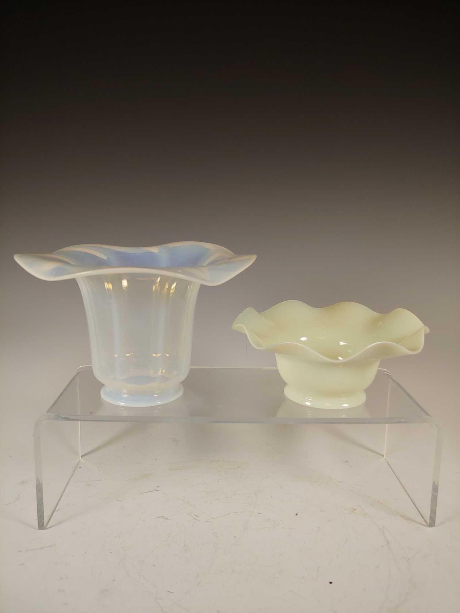 2 Fry Glass Iridescent and Opec Pendant Bell Lamp: Fry Glass pendant bell lamp shades. Iridescent shade approx. 4" tall 2 1/4" fitting, opec 2 1/4" all with 2 1/4" fitting. Both in good age appropriate condition with no cracks or breaks, opec having s