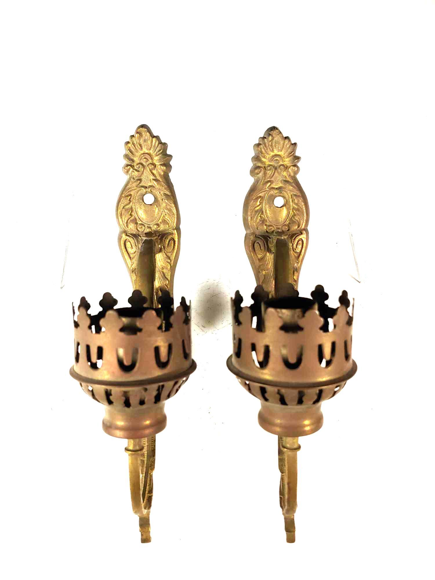 Pair of Brass Wall Mount Candle Holders Sconces: Pair of Brass Wall Mount Candle Holders Sconces. Approx. 7 3/4" tall by 61/4" deep. In good condition, see photos.