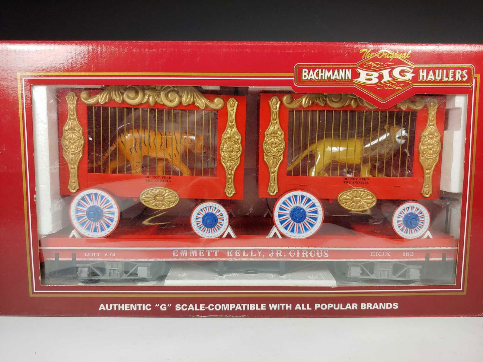 Bachmann BIG Haulers G Scale Cage Car Lion and Tiger: Bachmann BIG Haulers G Scale Cage Car Lion and Tiger Item# 98371. In original unopened box, see photos.