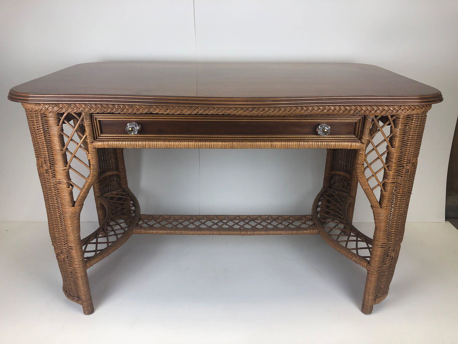20 C.Henry Link Lexington French Country Wicker: 20 C. Henry Link Lexington French Country Wicker mahogany Desk w Cherry Finish 30" High x 47"wide x 25.25" deep