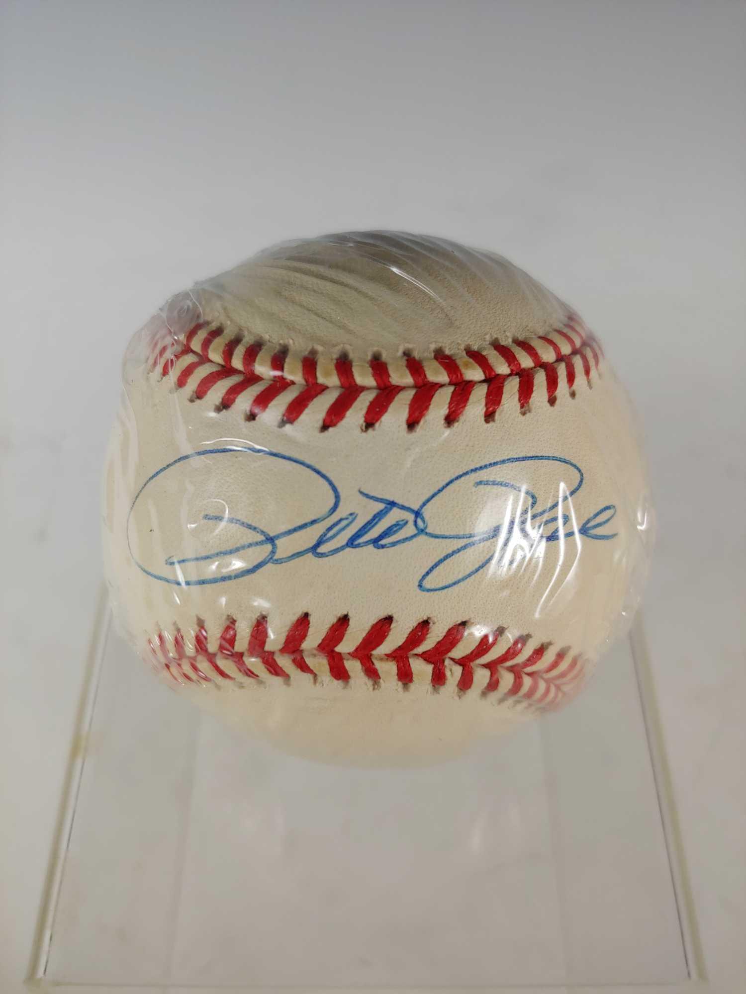 Pete Rose Autographed Baseball Reds (1 of 4)