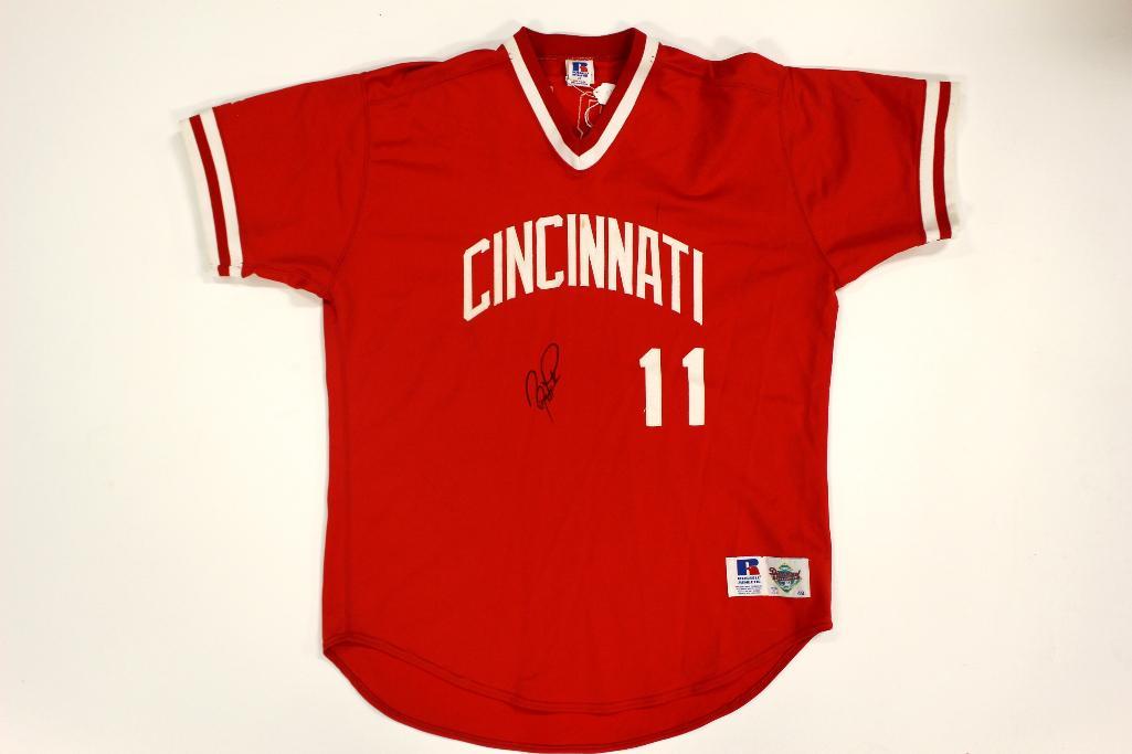 Barry Larkin Autographed Reds Jersey (1 of 11)