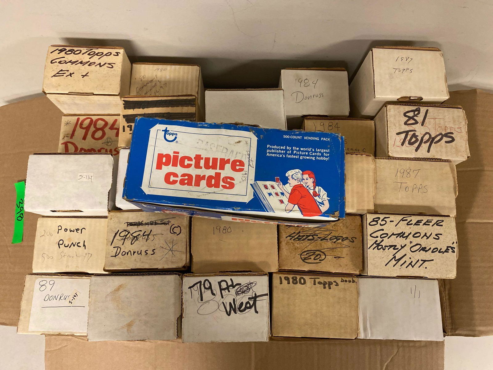 Massive1980's Baseball Card Collection (1 of 10)