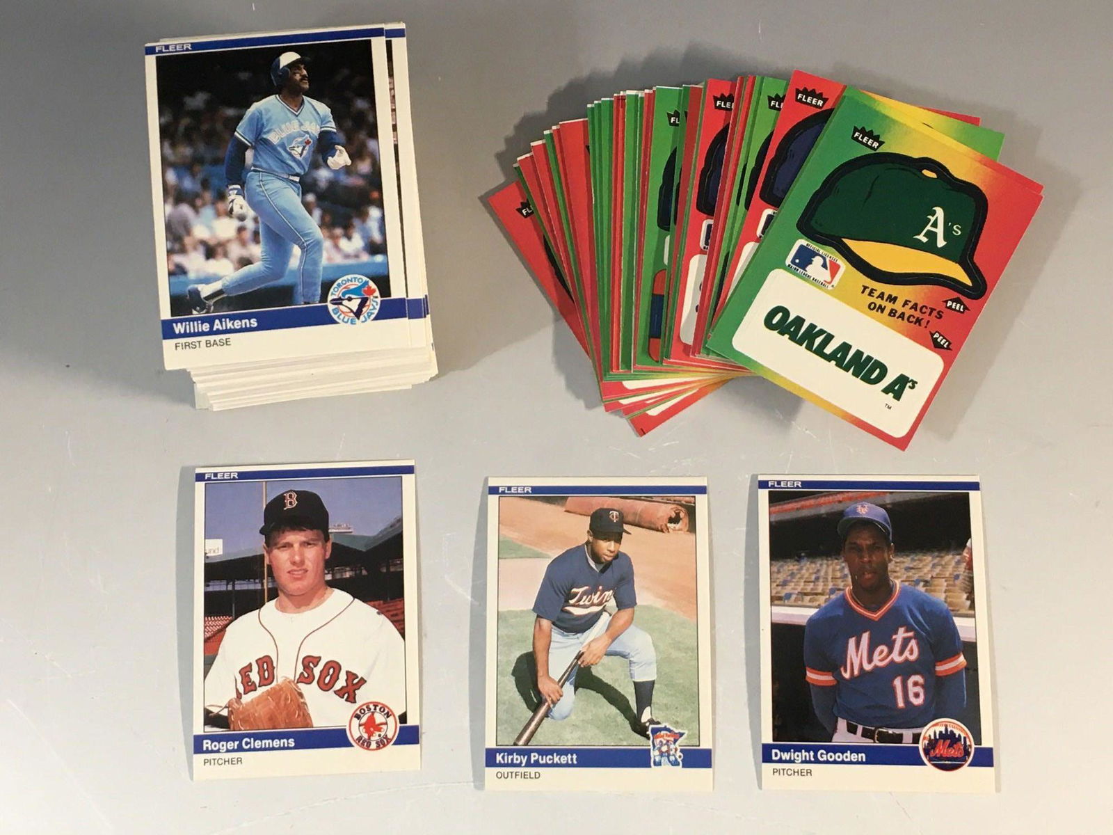 1984 Fleer Update Complete Set w/ Clemens and Puckett: NRMT caliber set that is extremely popular for rookie cards of Roger Clemens, Kirby Puckett, Dwight Gooden and others. Puckett is NRMT-MINT grade. Clemens is NRMT. Gooden is NRMT. Great set that just