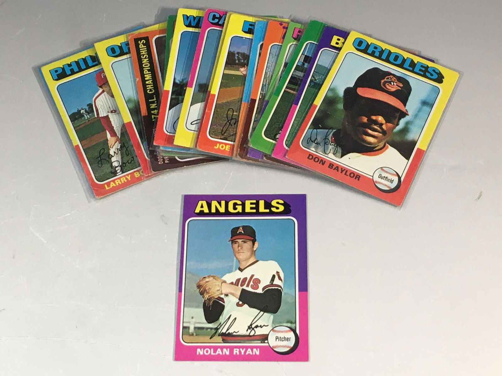 1975 Topps Baseball Card Lot w/ Nolan Ryan and More (1 of 8)
