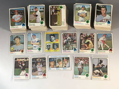 1973 Topps Baseball Card Set w/ Mike Schmidt Rookie: Complete set that grades out as EX overall. Many important cards and all time greats in this set! It is sought after for the rookie card of Mike Schmidt. This Schmidt rookie grades as EX+. Also Carlto