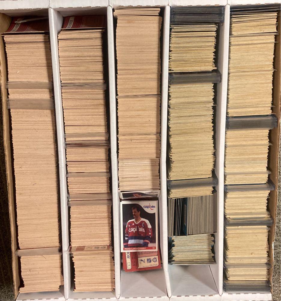 Vintage Hockey Card Flat 1979 and 1985 O-Pee-Chee (1 of 7)