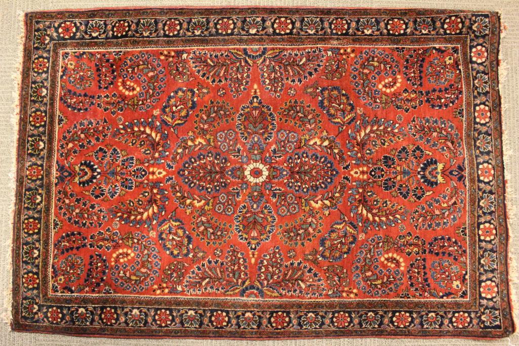 Mahal Antique Persian 3ft x 5ft Carpet: Light signs of use or wear as shown. Measuring approx 3ft x 5ft, see photos