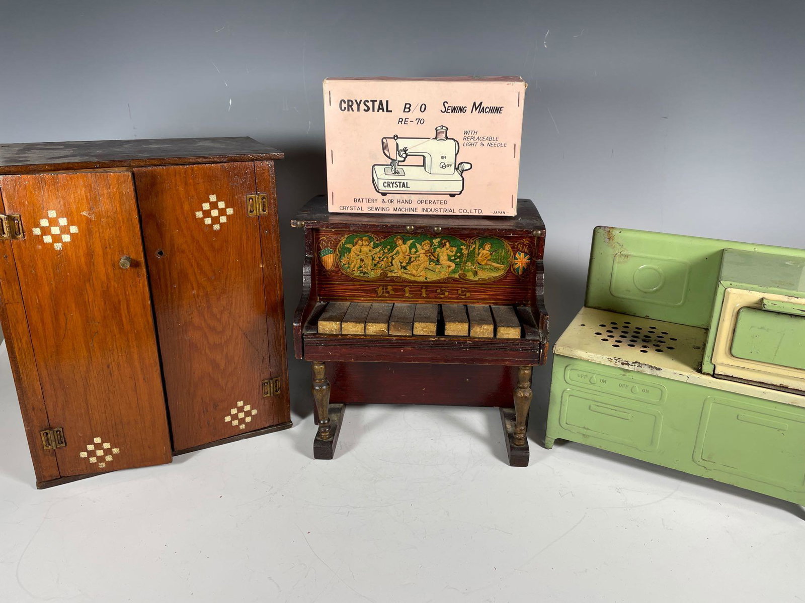 Group of Vintage Childrens Toys (1 of 20)