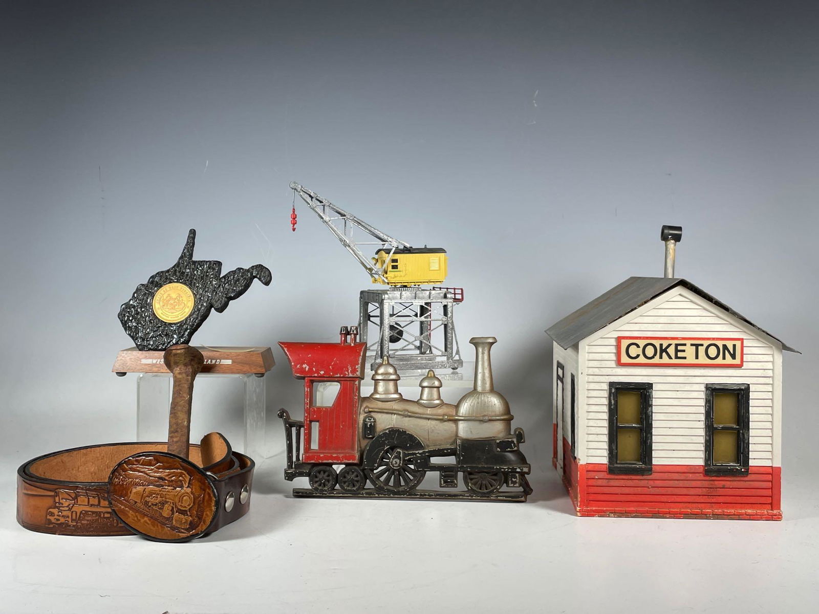 Group Lot of Railroad and Train Related (1 of 15)