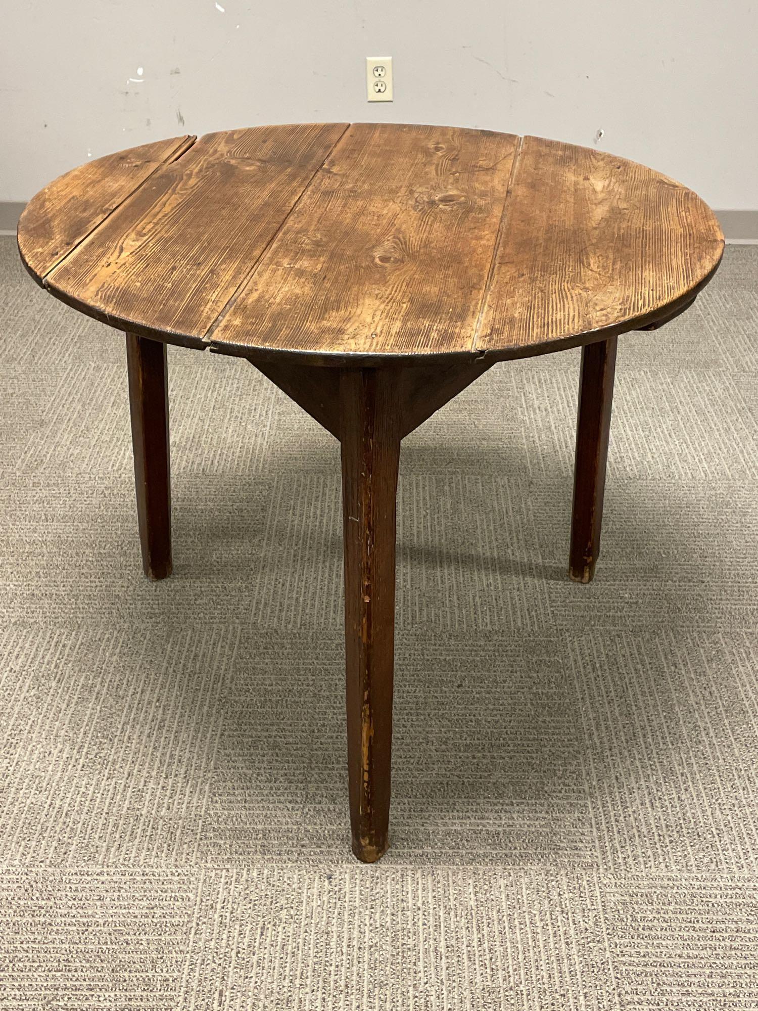 Early Primitive Cricket Table (1 of 12)