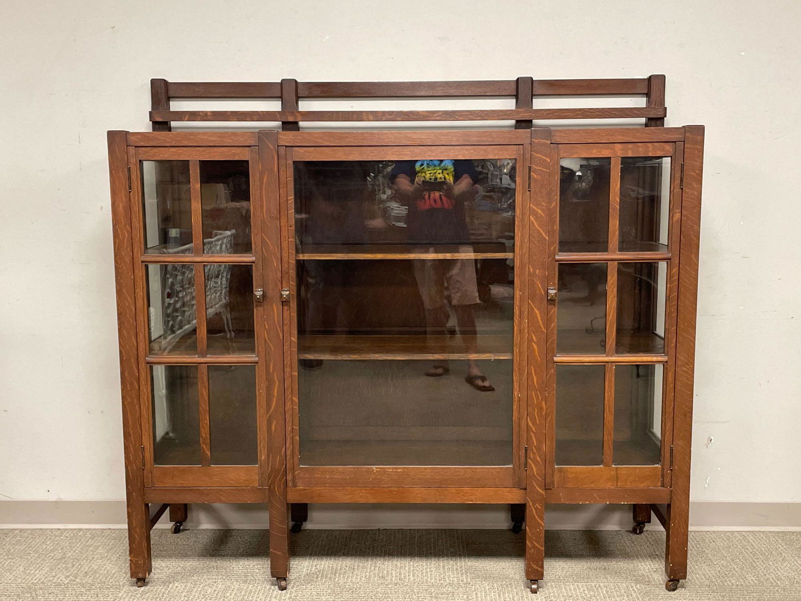 American Arts and Crafts Mission Oak China Cabinet (1 of 12)