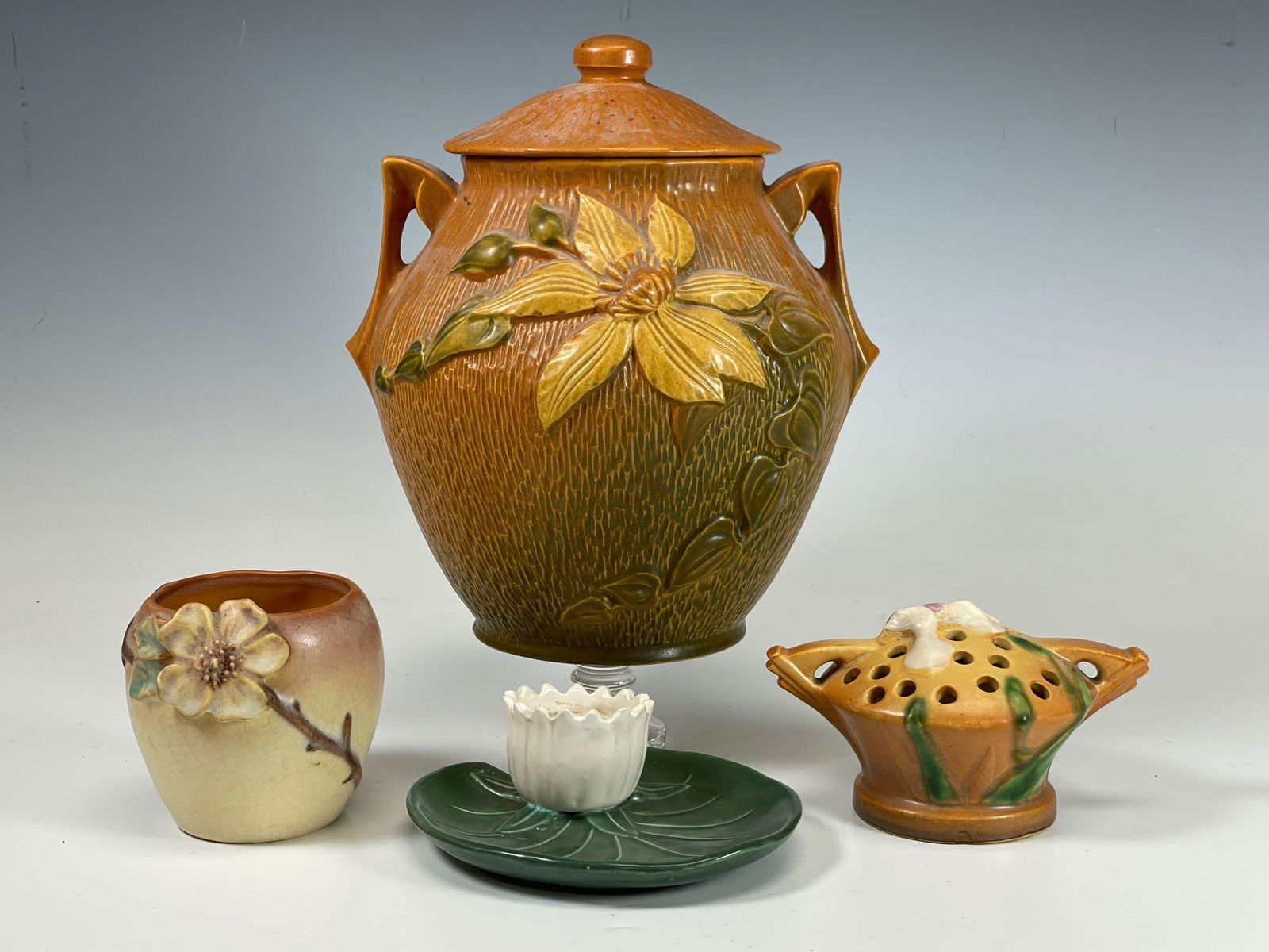 American Pottery Group Lot Roseville Weller (1 of 20)