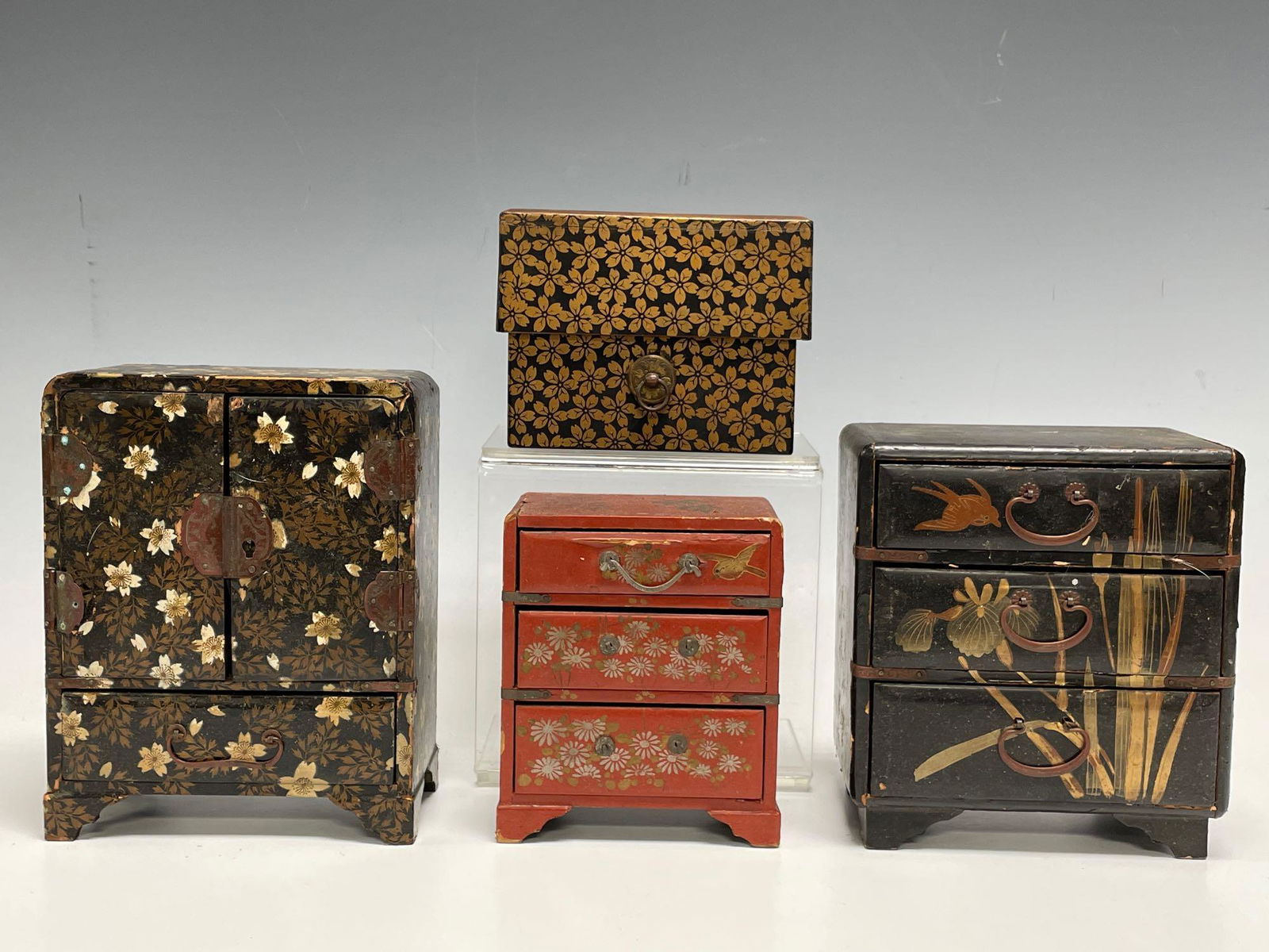 Japanese Miniature Lacquered Chest (1 of 16)