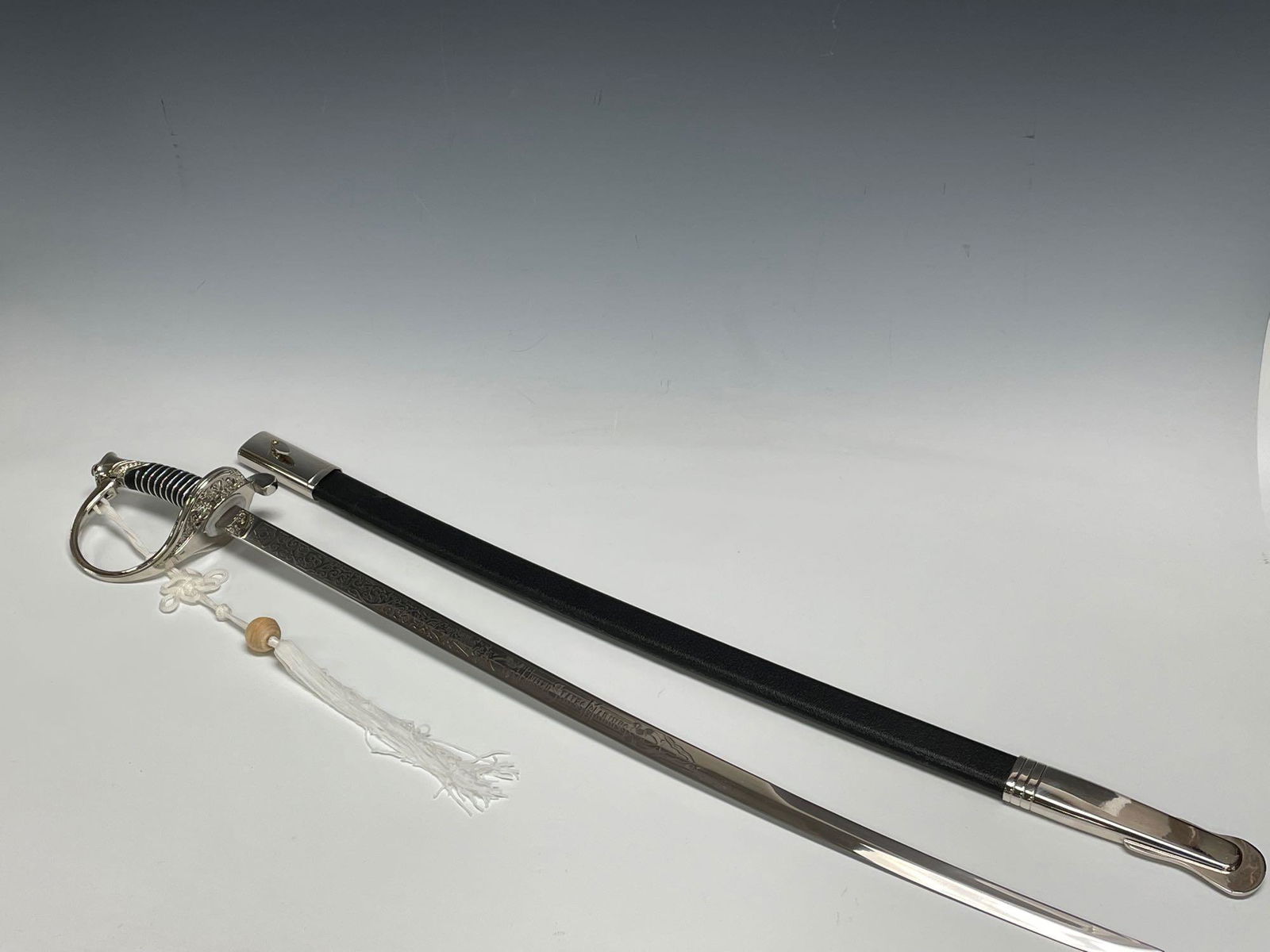 United States Marines Ceremonial Dress Sword with (1 of 8)