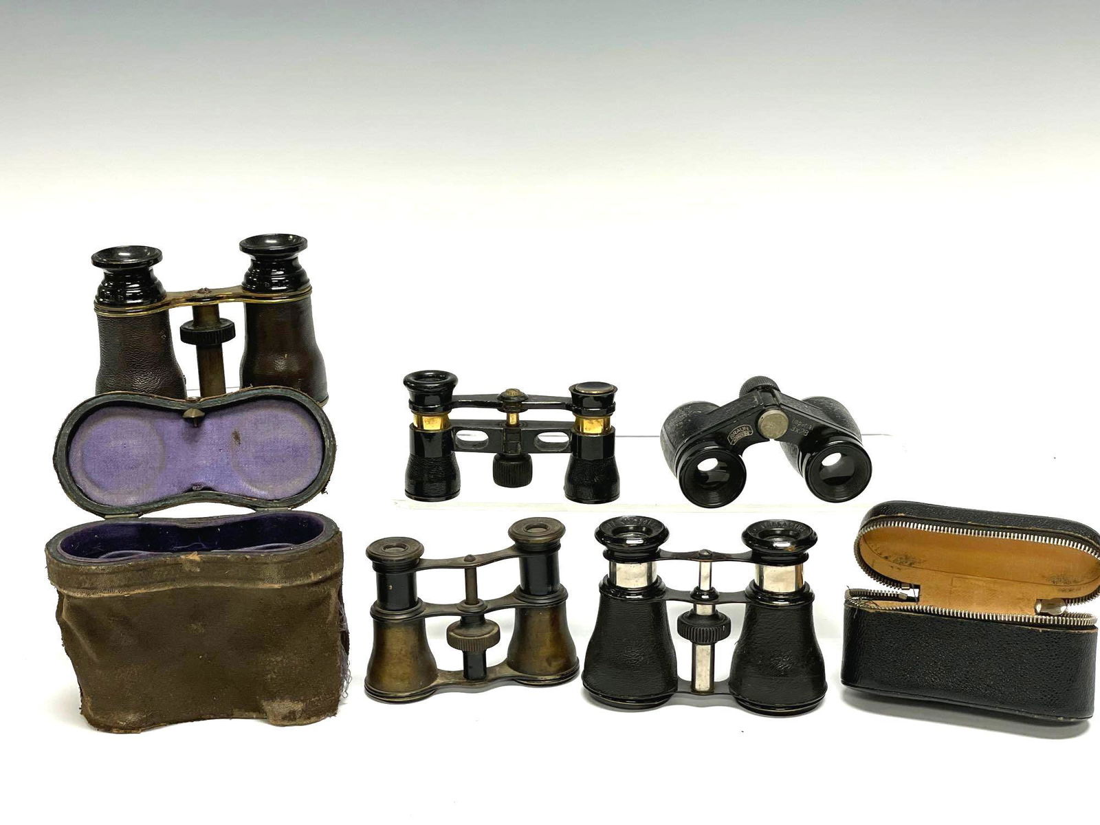Antique Binoculars Opera Glasses: Including; Braun 3x28, Busch Multinett, Chevalier Opticien Paris and Lemaire Fabt Paris. In age appropriate condition, see photos.