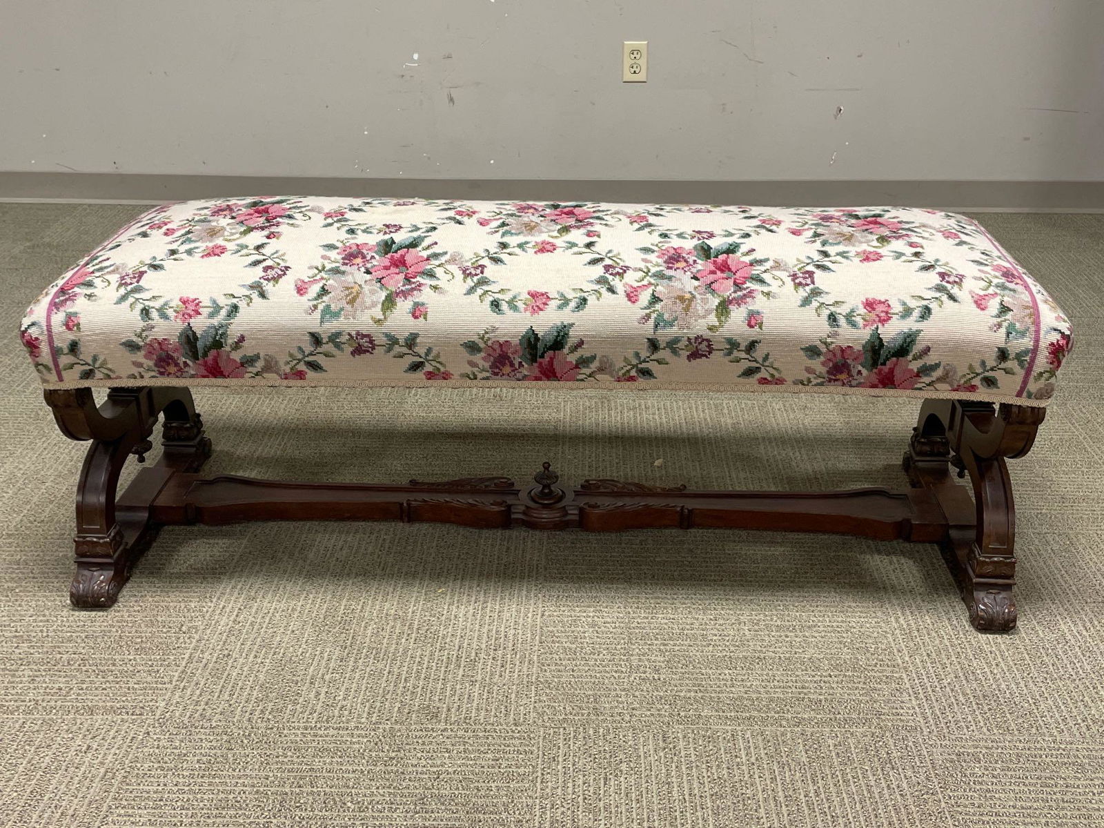 19th c. American Empire Acanthus Carved Mahogany Bench (1 of 16)