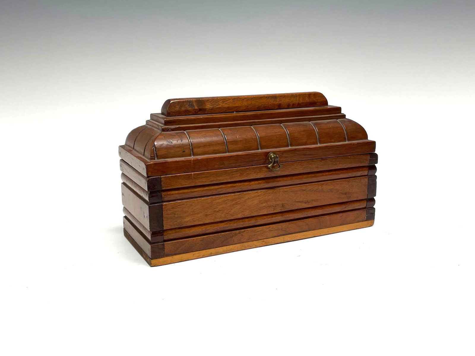 English Mahogany Casket Lidded Dresser Box (1 of 12)