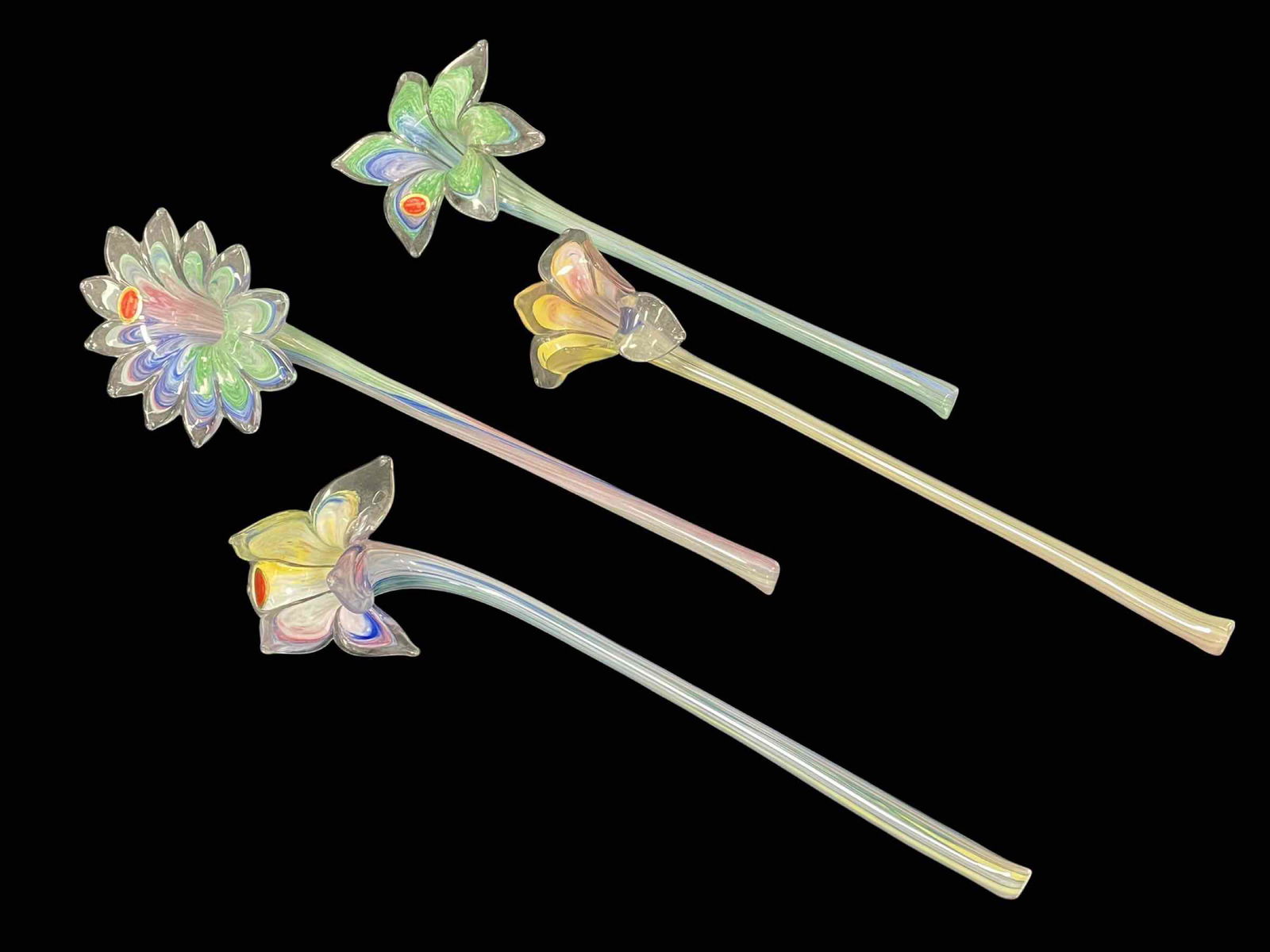 Four (4) Hand Blown Italian Murano Art Glass Flowers (1 of 19)