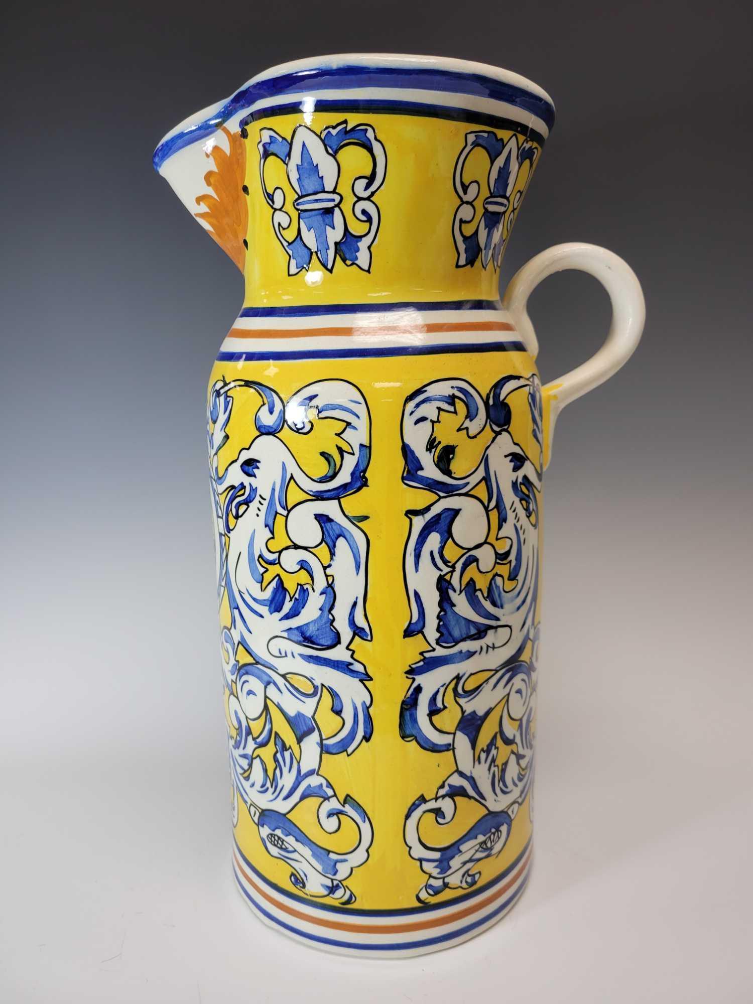 Oversized Creamer Umbrella Stand (1 of 8)