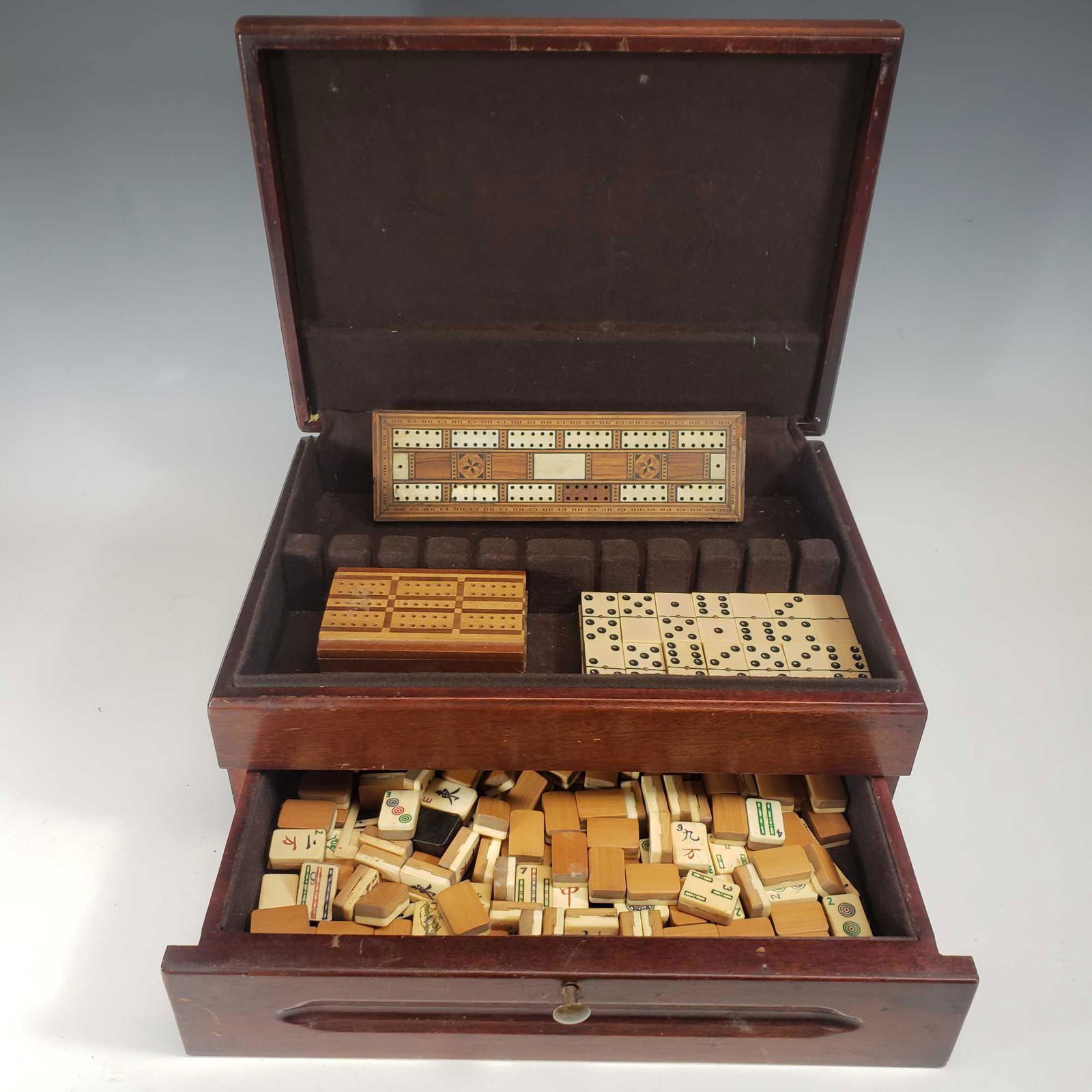 Mahjong, Dominoes and Cribbage Vintage games (1 of 17)