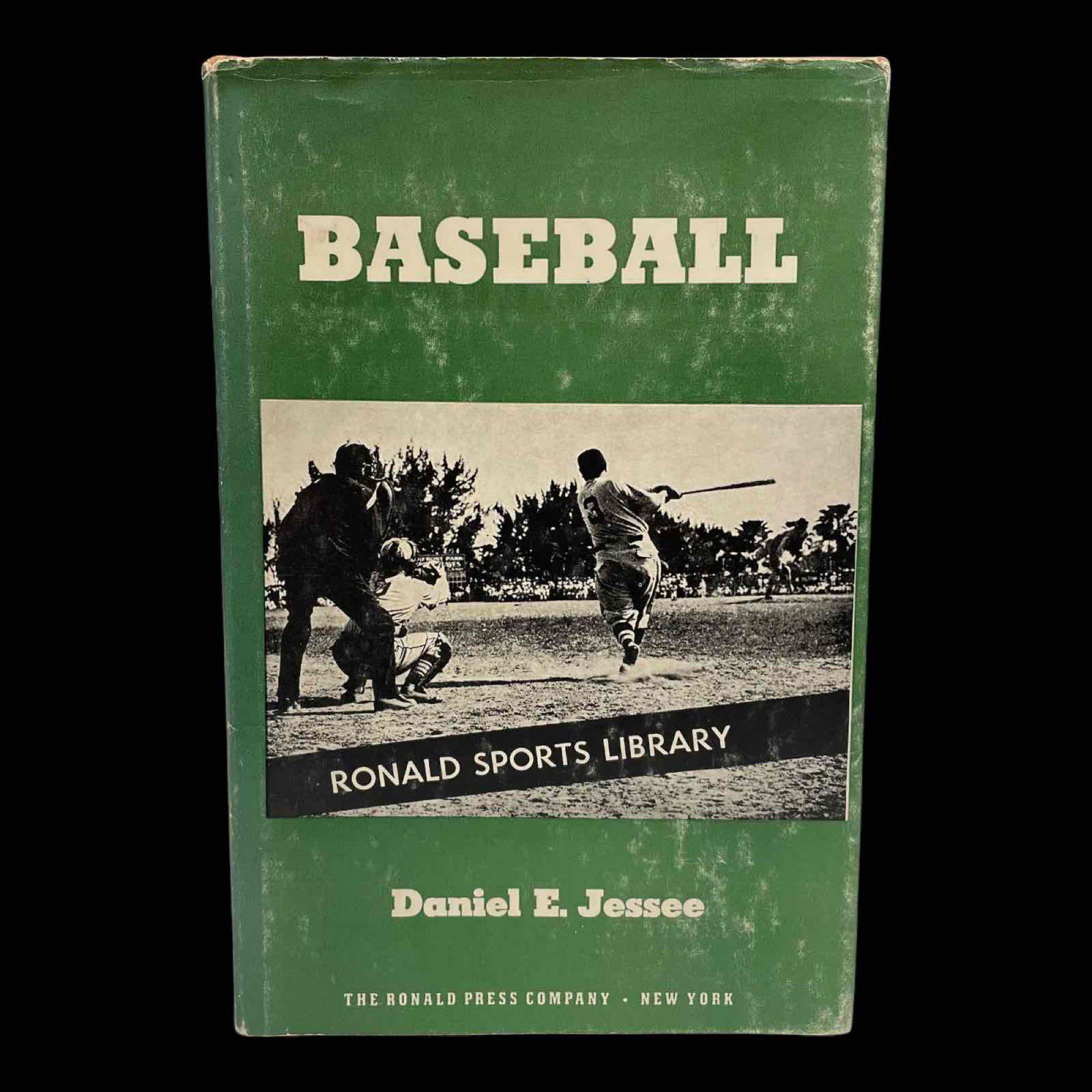 BASEBALL 1939 BOOK SIGNED BY THE AUTHOR DANIEL E. (1 of 16)