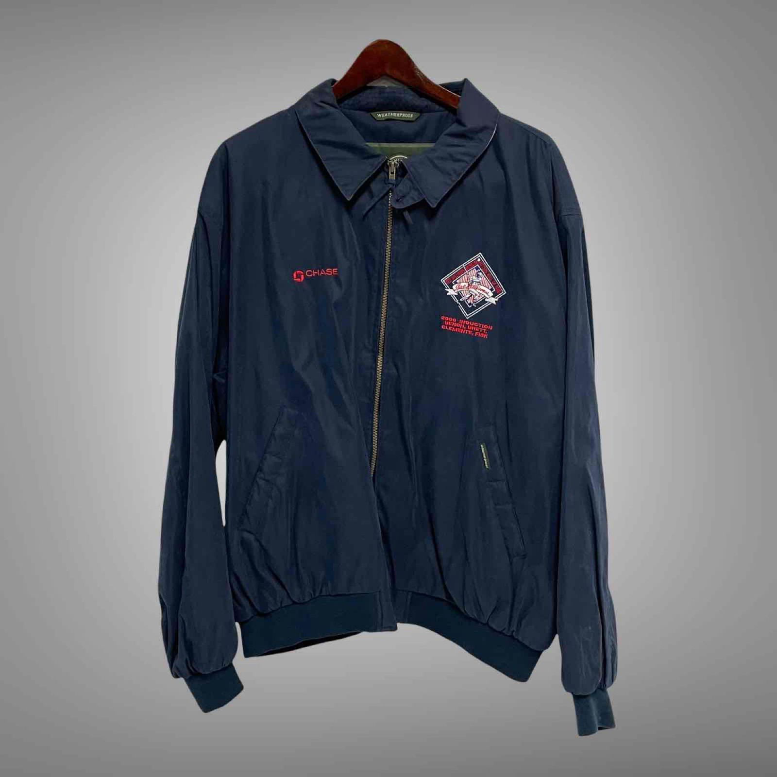 TED WILLIAMS MUSEUM HITTERS HALL OF FAME 2000: A 2000 induction to the Ted Williams Museum Hitter Hall of Fame owned by Bob Feller. 2000 year included Bench, Greet, Clemente and Fisk as shown in the embriodery work on the left breat area of the Ja