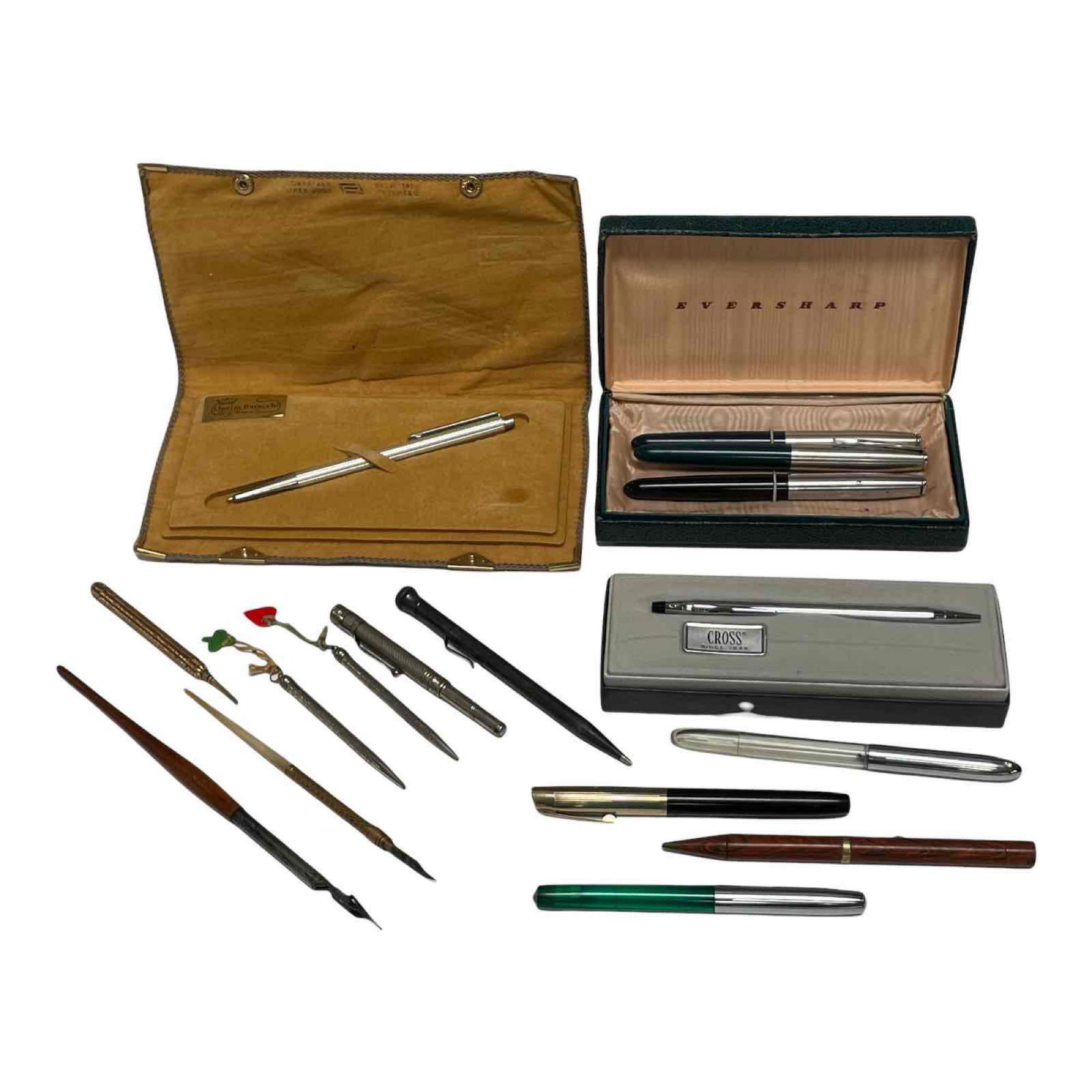 Fountain Pens, Vintage Pens and Mechanical Pencils (1 of 20)