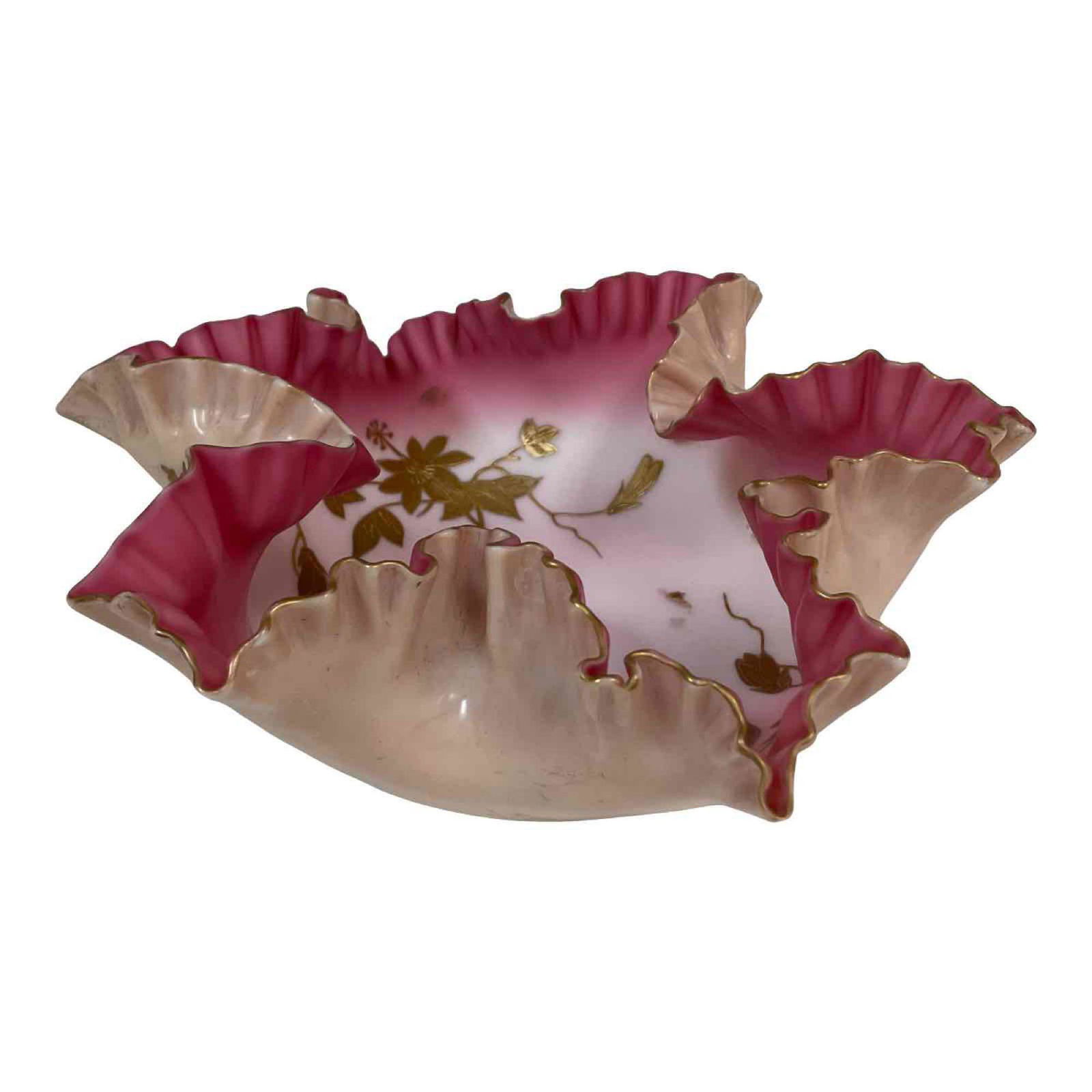 Victorian Ruffled Art Glass Bride's Basket Interior (1 of 16)