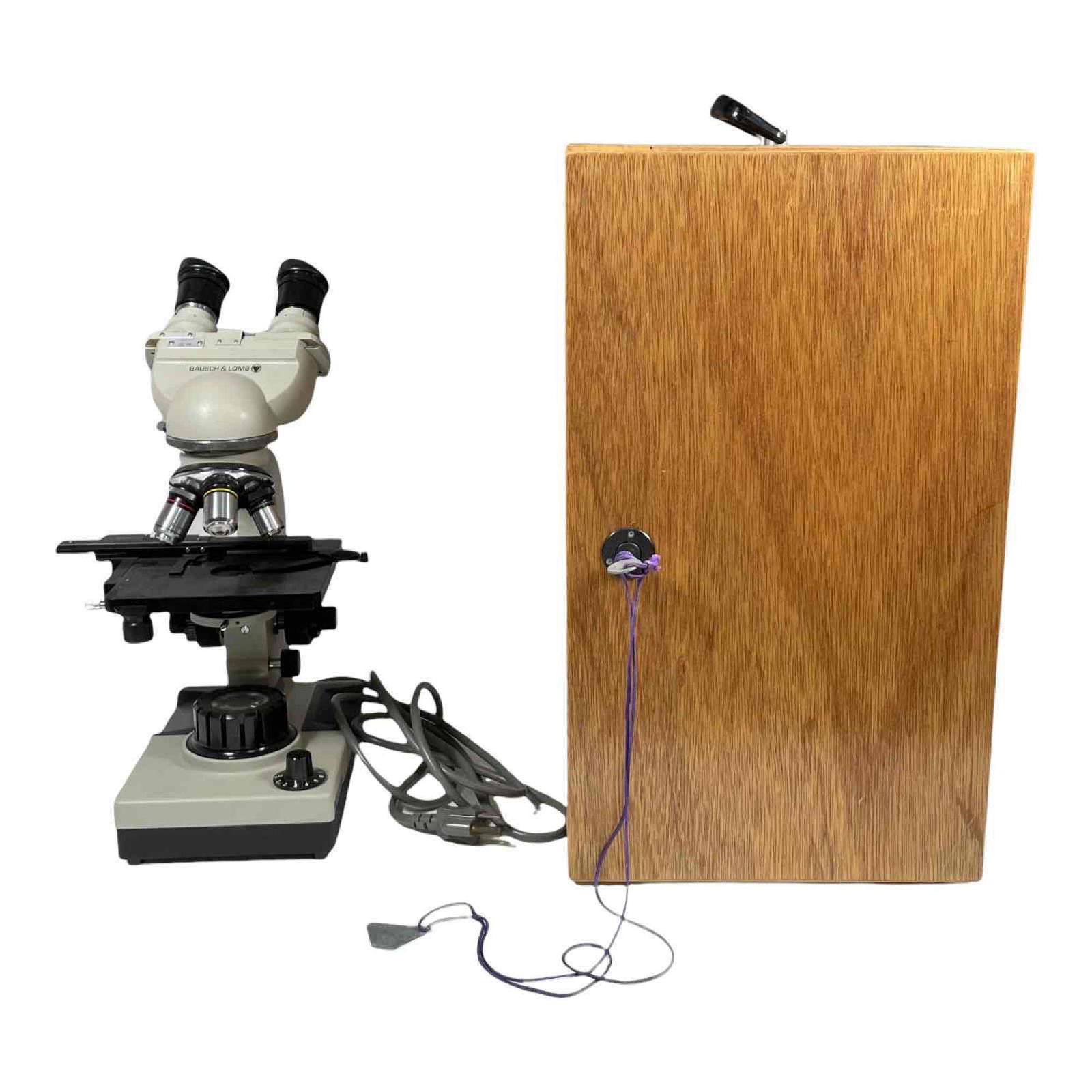 Bausch &Lomb KHS Microscope with Case (1 of 18)