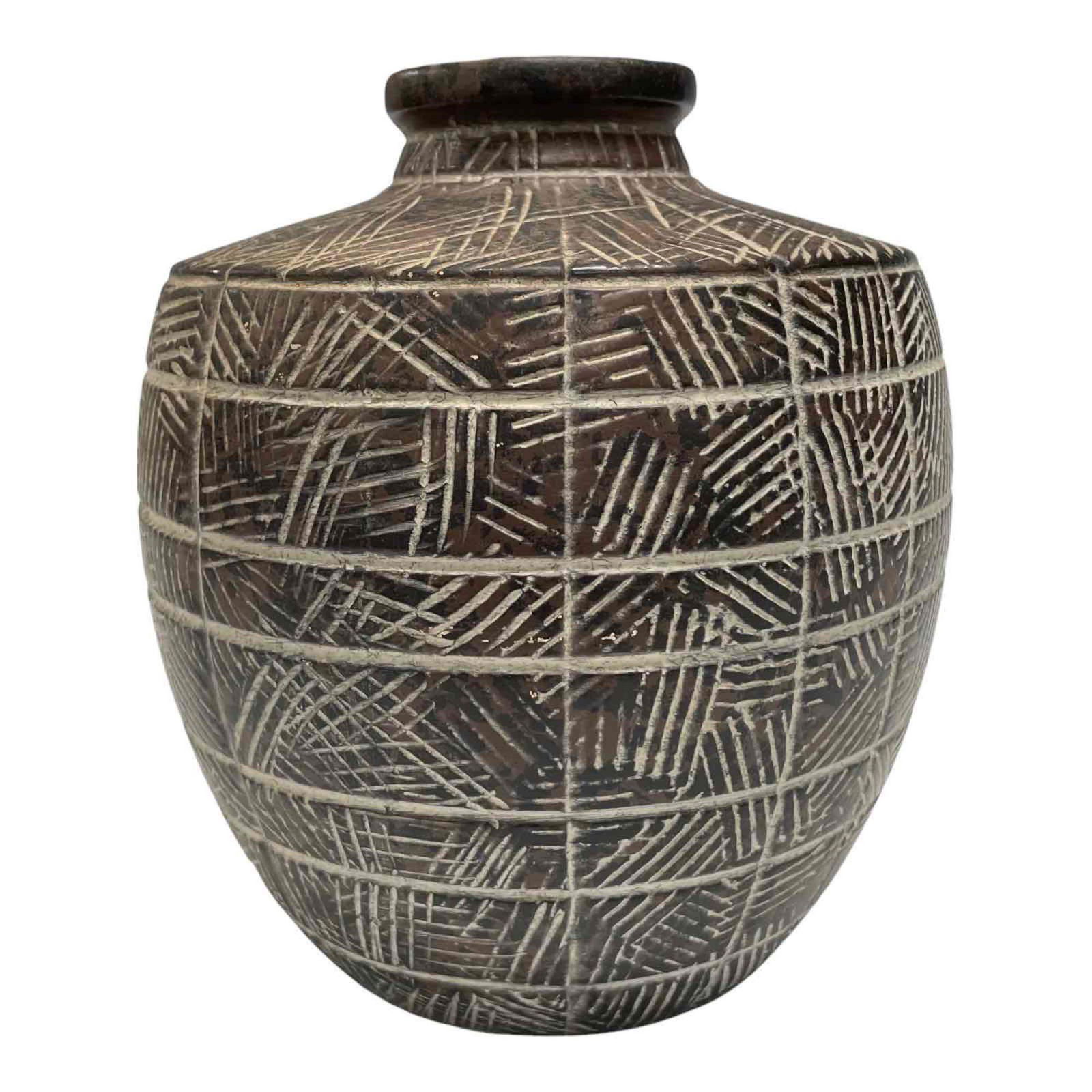 Claude Conover Style Vessel (1 of 18)