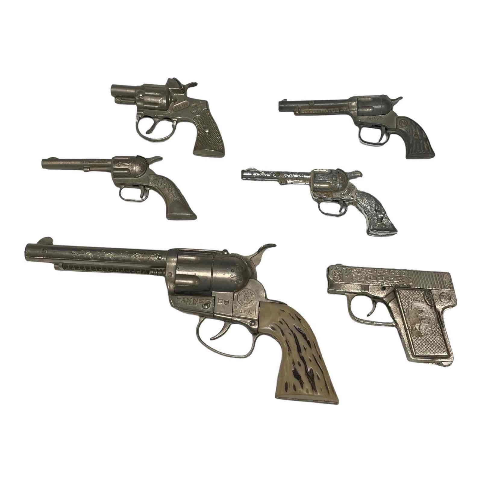 Six Vintage Mid Century Cap Guns Hubley Fanner (1 of 20)