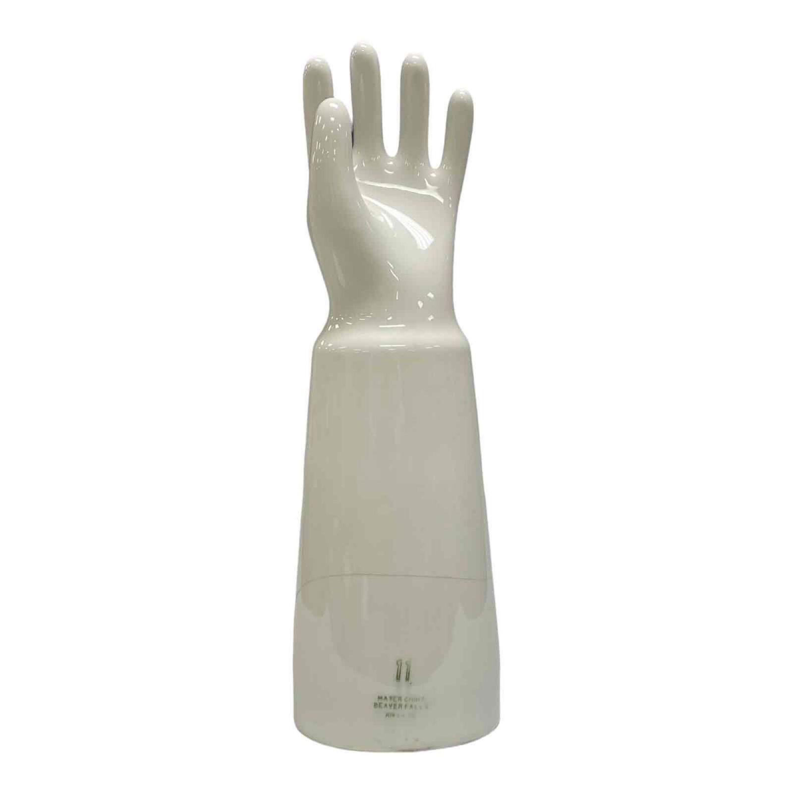 Mayer China Porcelain Glove No. 11 Beaver Falls P.A. (1 of 17)