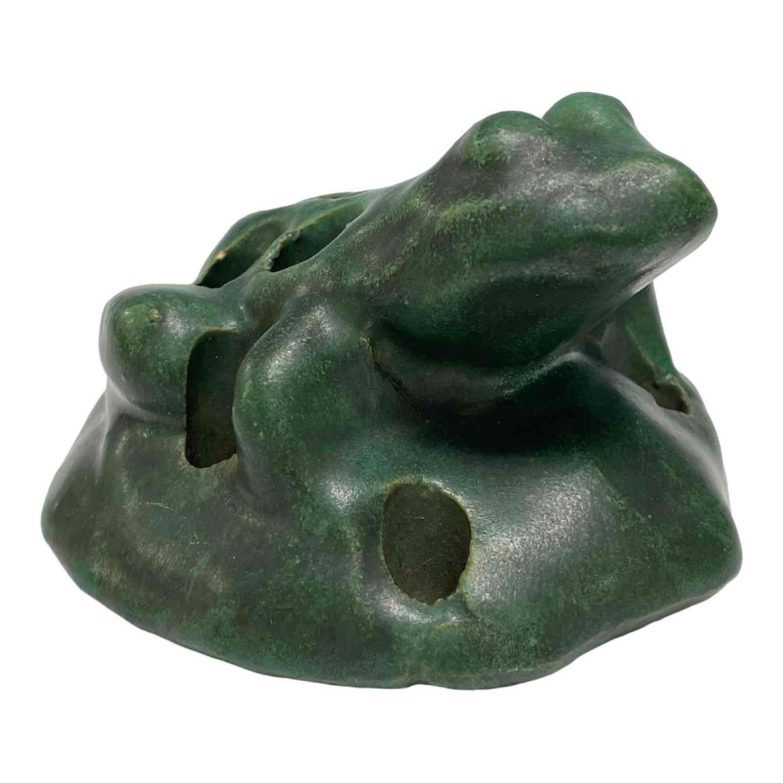 Frog Shaped Pottery Flower Frog (1 of 14)