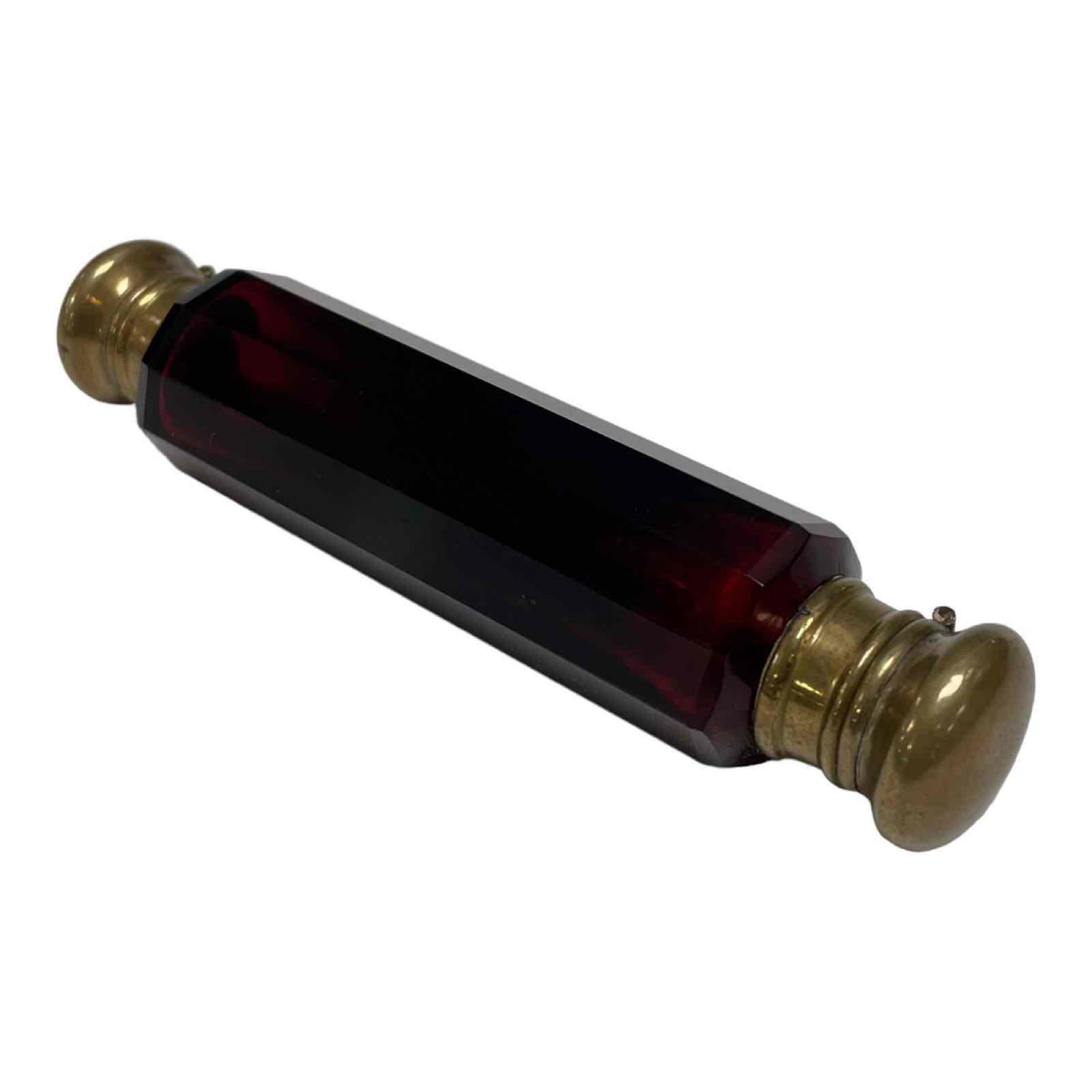 Ruby Glass Double Perfume Fragrance Vail (1 of 10)