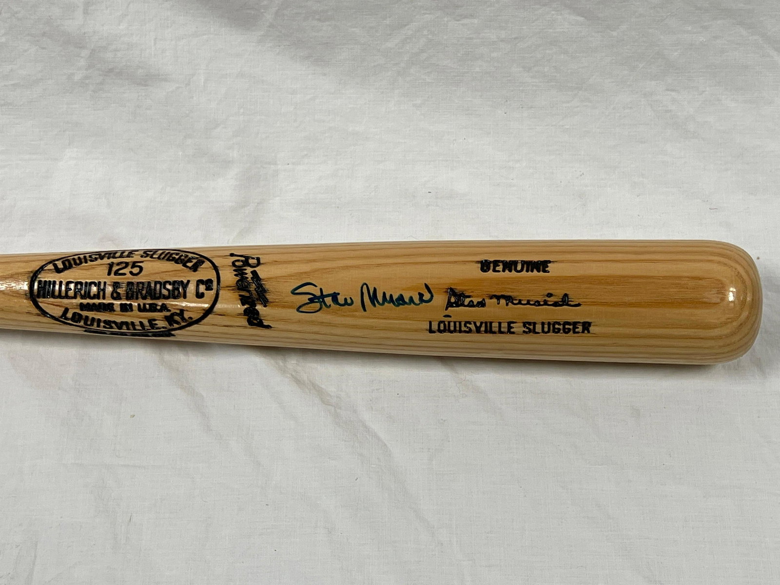 Vintage Stan Musial Autographed Personal Model Bat JSA (1 of 8)