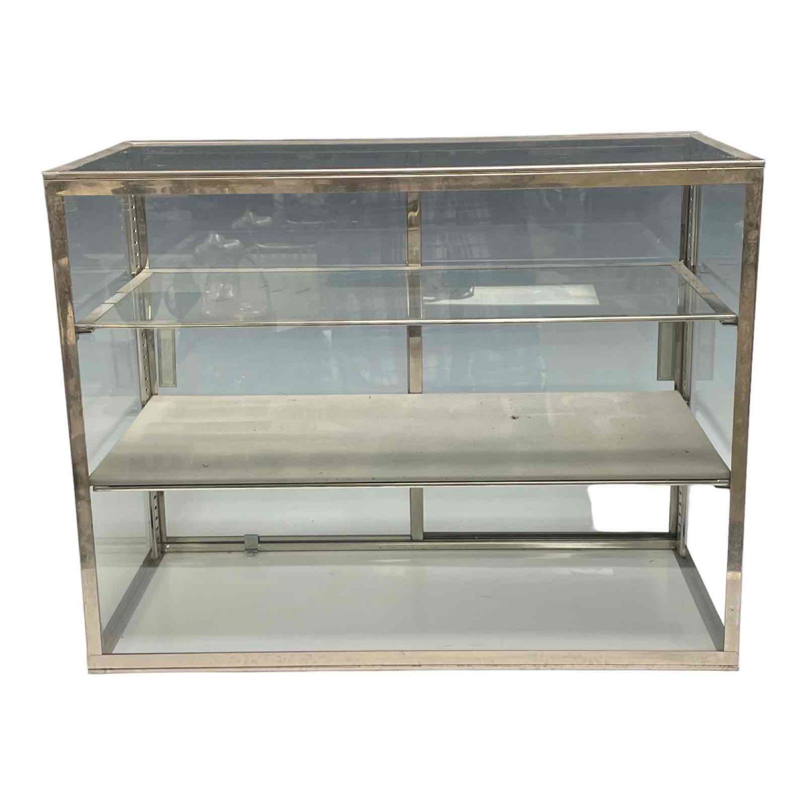 Mid-Century Modern Vintage Aluminum Display Showcase (1 of 13)